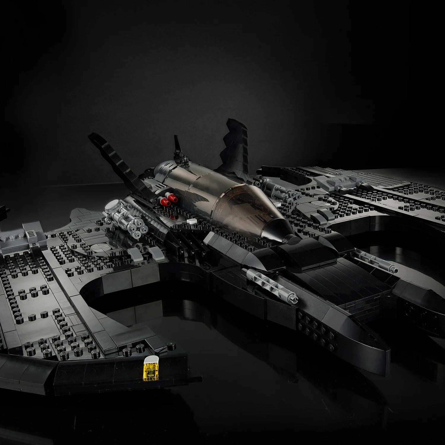 LEGO® DC Batman 1989 Batwing - Image 10