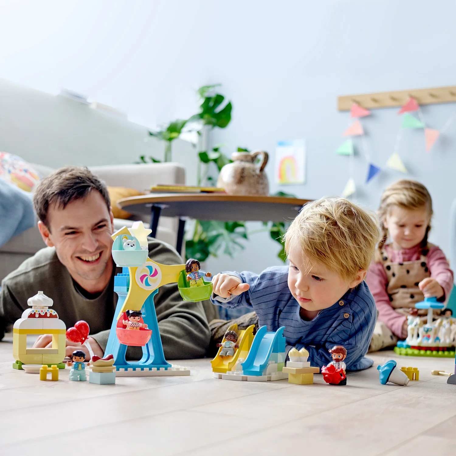 LEGO® DUPLO™ Amusement Park - Image 4