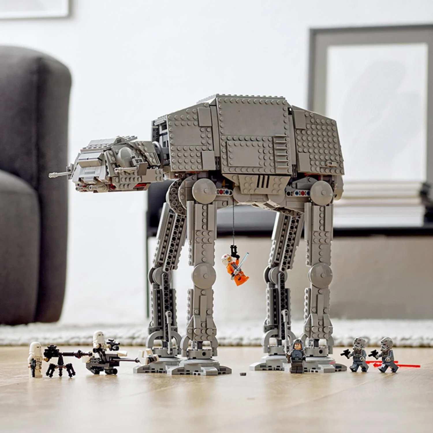 LEGO® Star Wars™ AT-AT™ - Image 13
