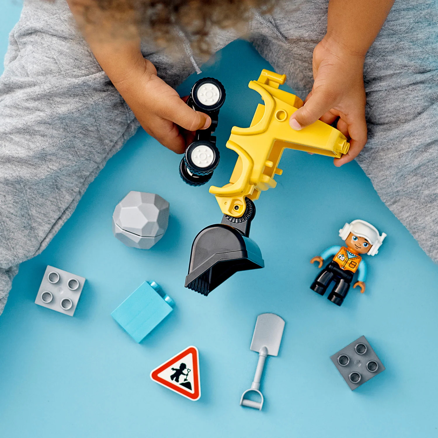 LEGO® DUPLO™ Construction Bulldozer - Image 3