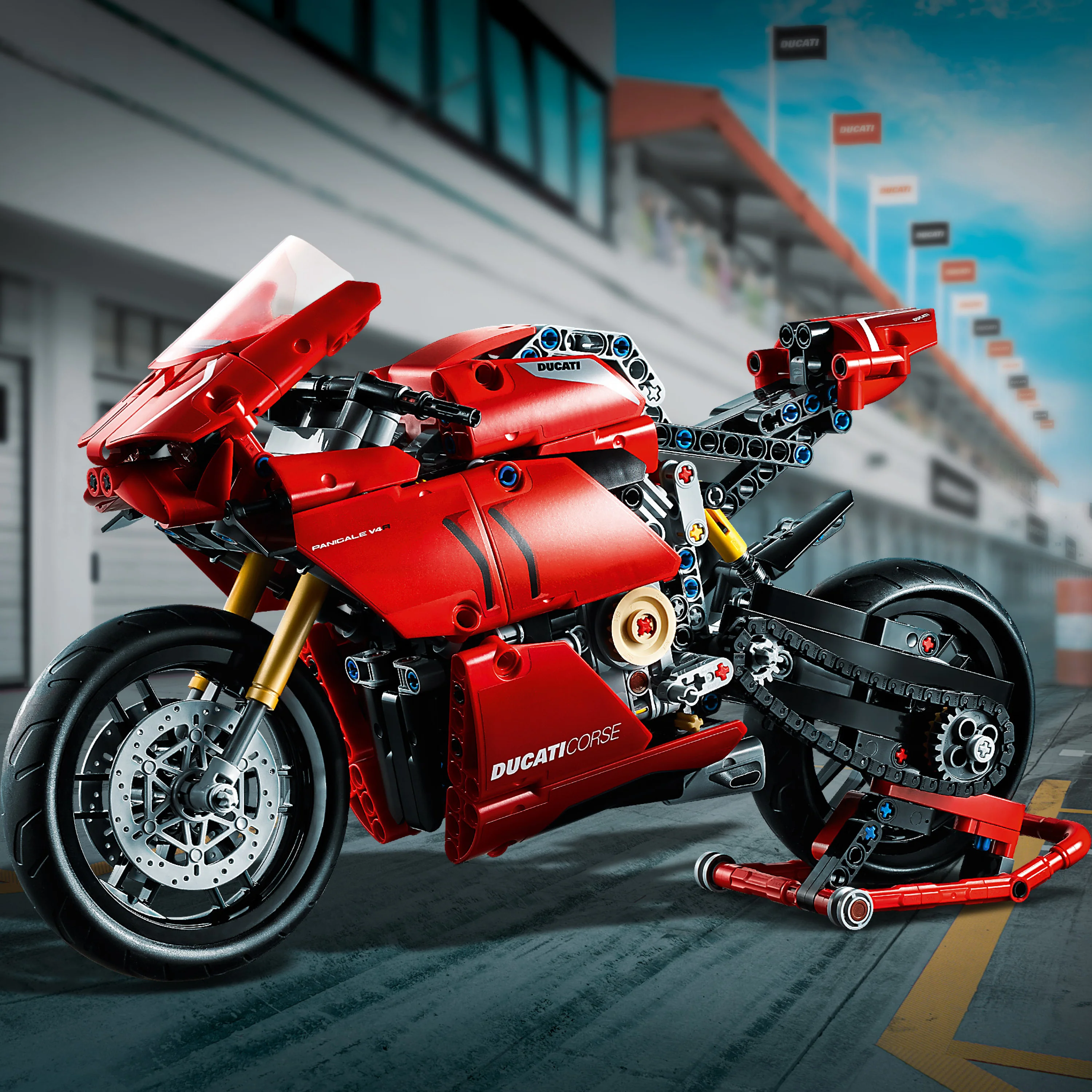 LEGO® Technic™ Ducati Panigale V4 R - Image 11