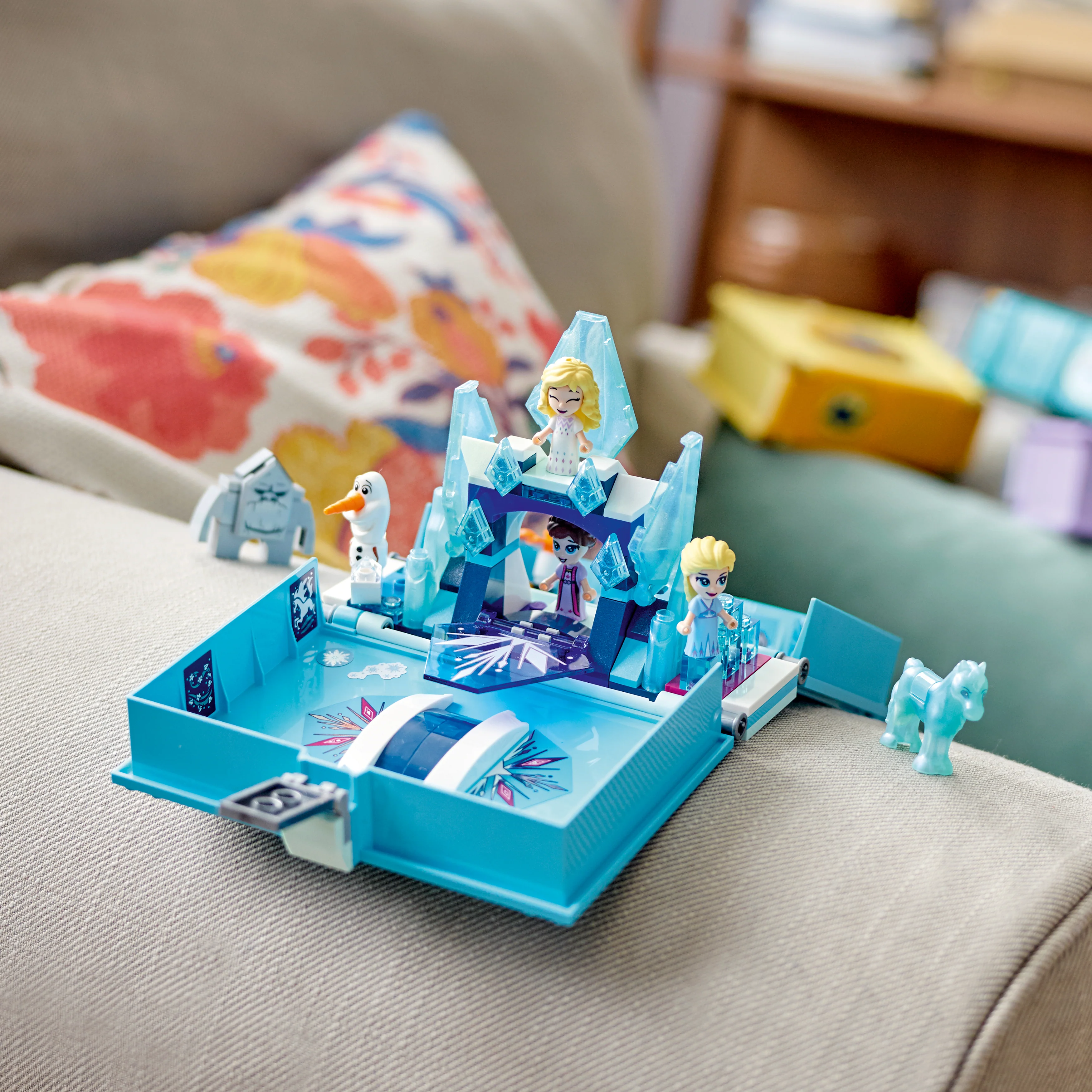 LEGO® Disney™ Elsa and the Nokk Storybook Adventures - Image 5