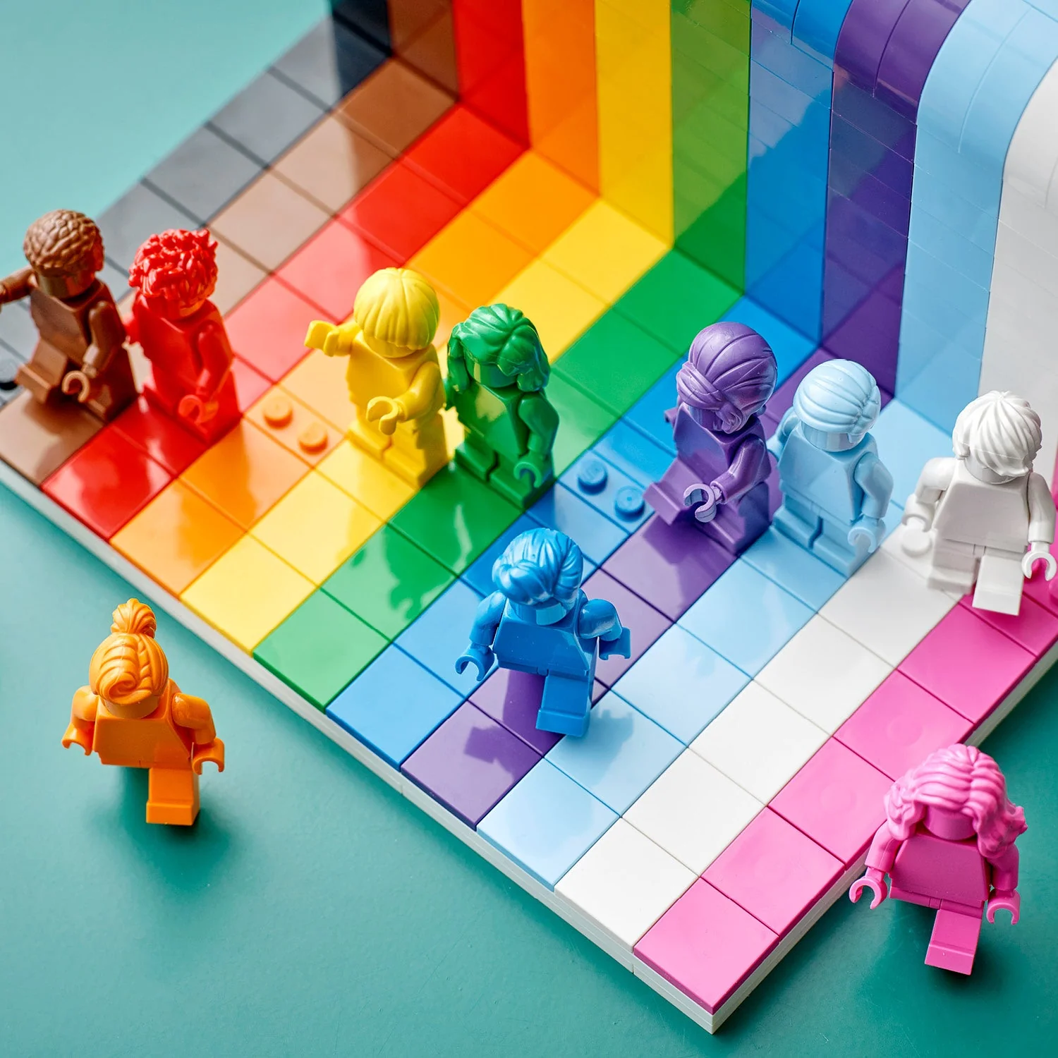 LEGO® Everyone is Awesome - Image 9