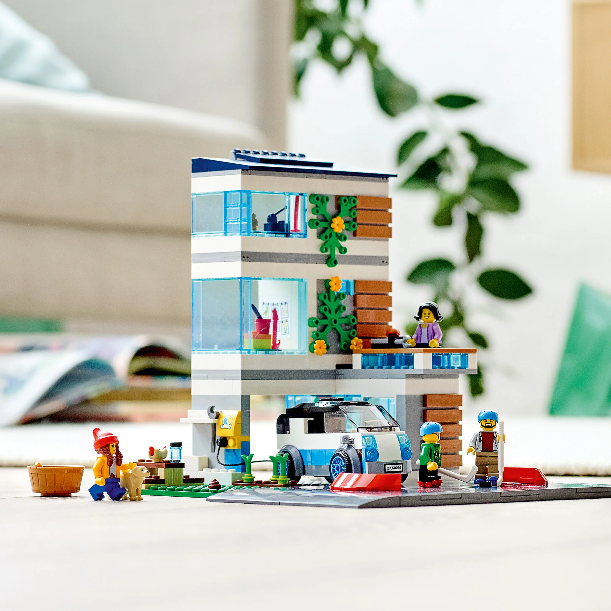 LEGO® City Family House - Image 12