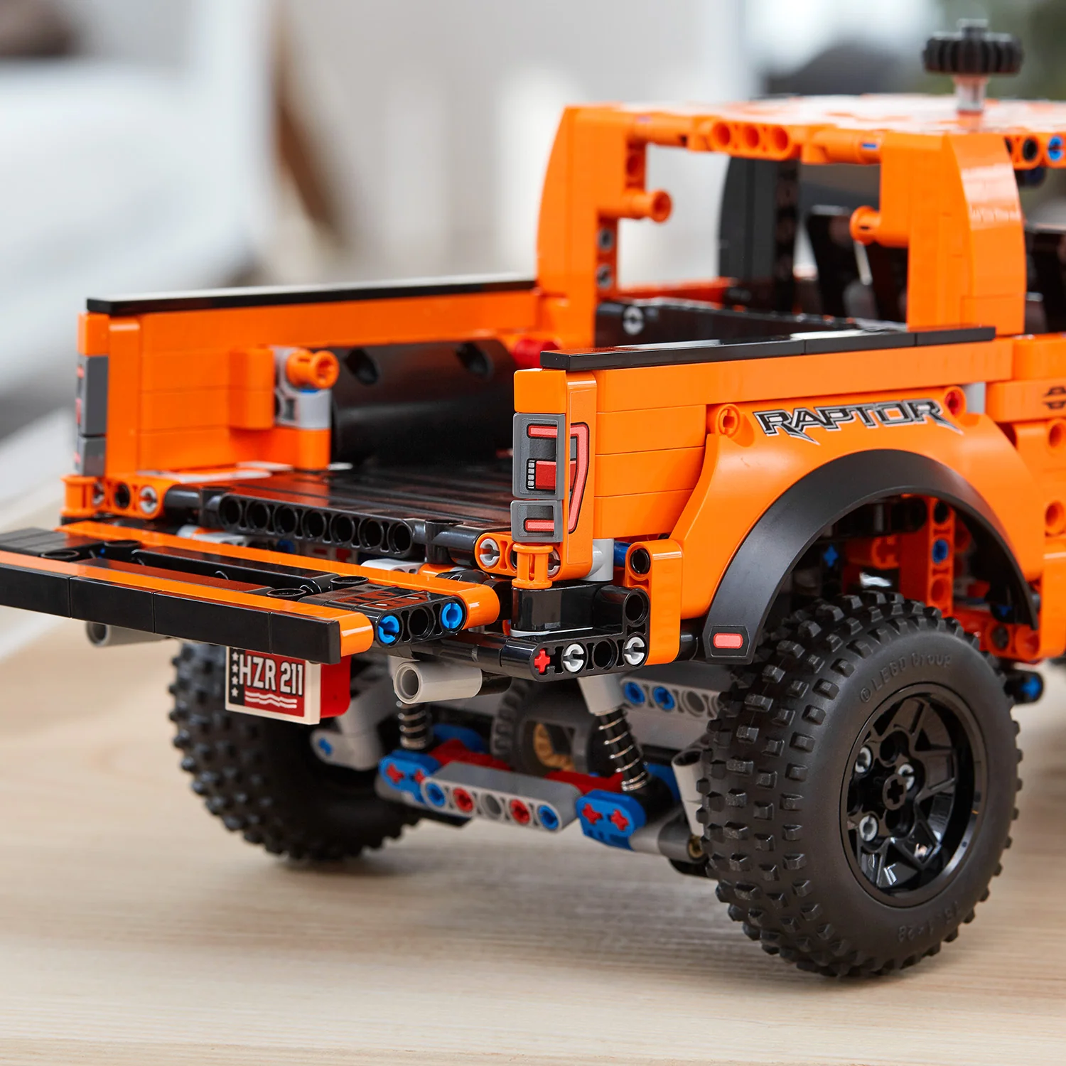 LEGO® Technic™ Ford F-150 Raptor - Image 8