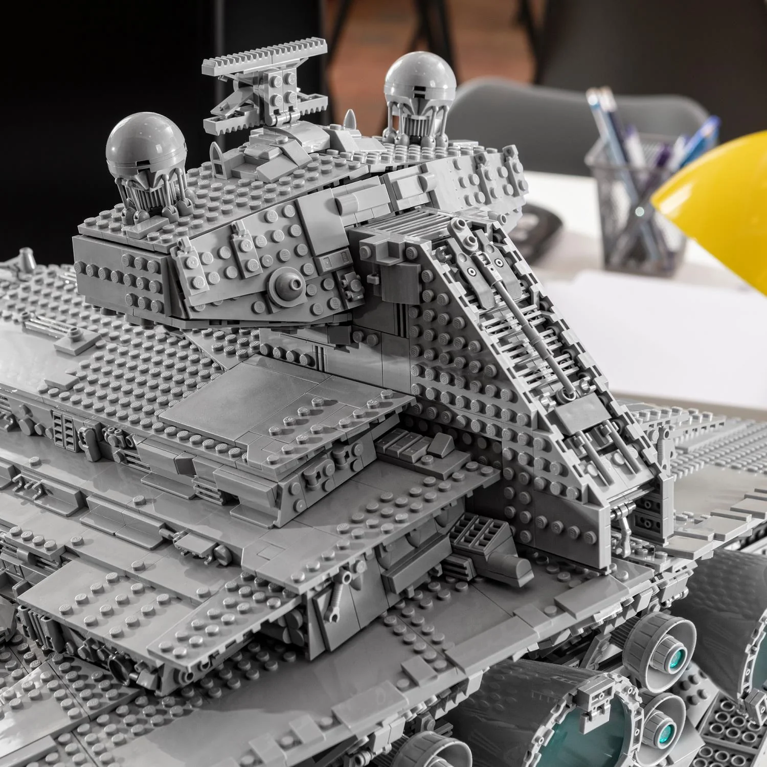 LEGO® Star Wars™ Imperial Star Destroyer™ - Image 16