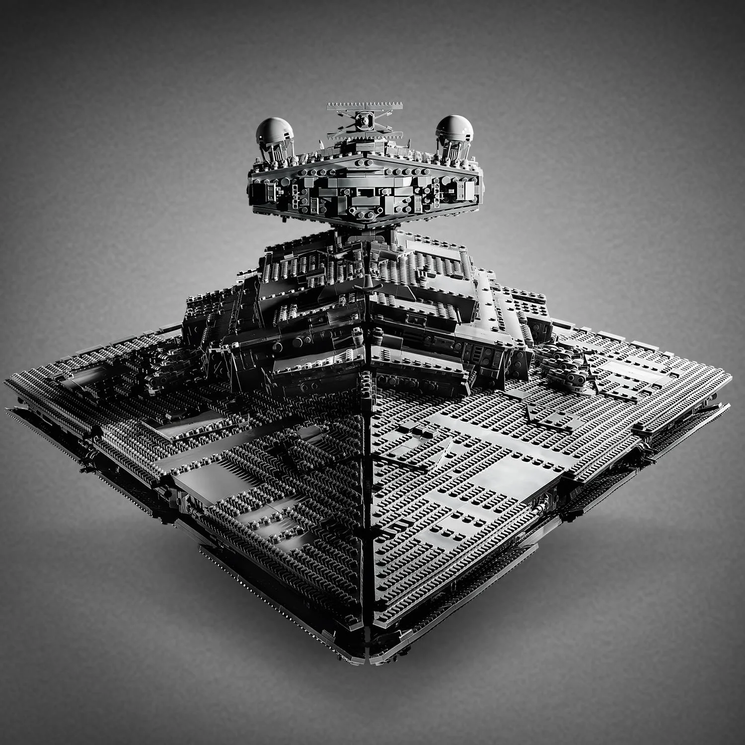LEGO® Star Wars™ Imperial Star Destroyer™ - Image 8