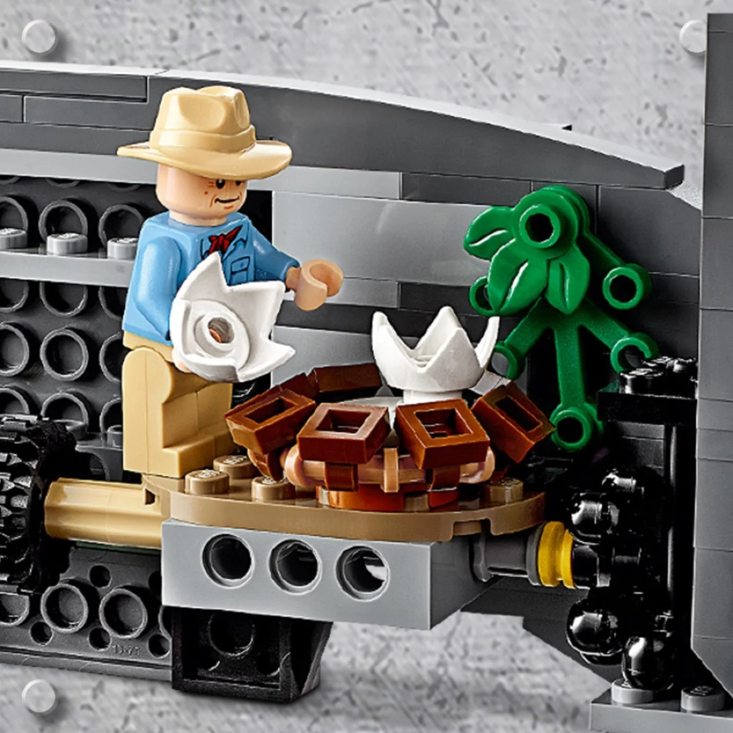 LEGO® Jurassic Park: T. rex Rampage - Image 6