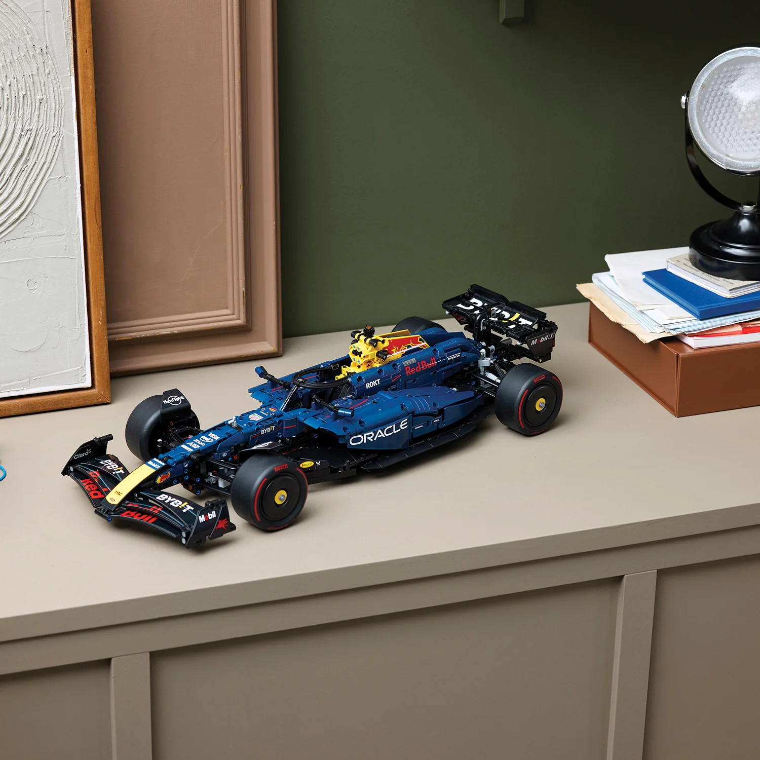 LEGO® Technic™ - Oracle Red Bull Racing RB20 F1 Car - Image 7