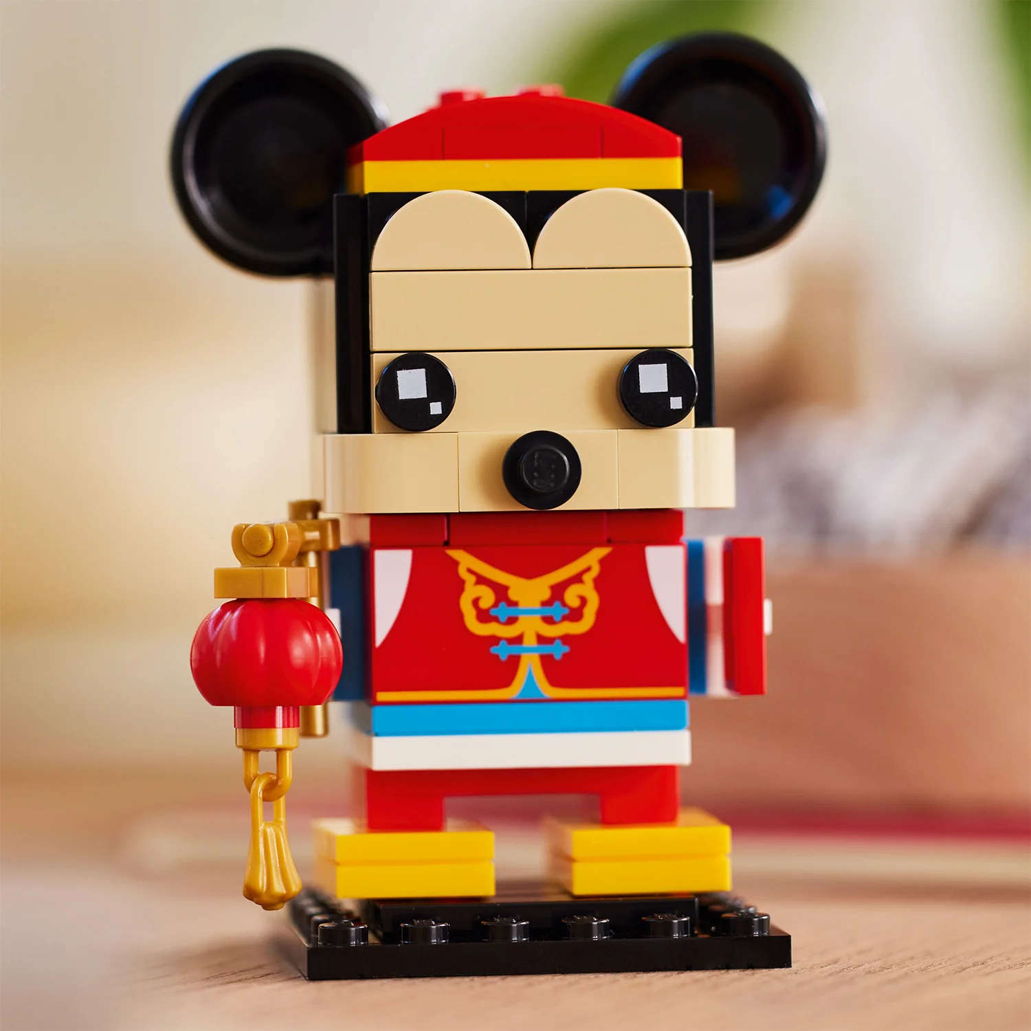 LEGO® BrickHeadz™ Spring Festival Mickey Mouse - Image 4