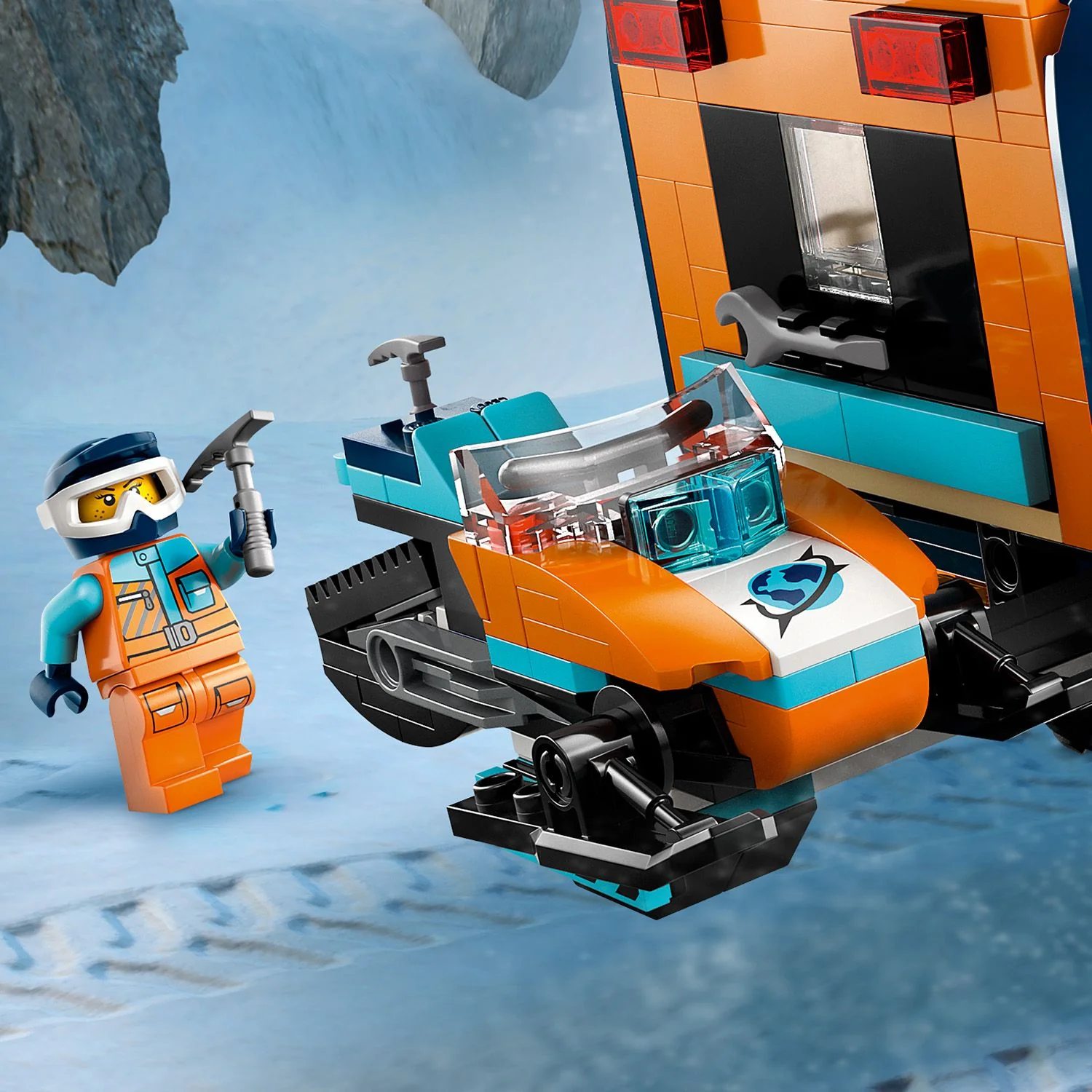 LEGO® City Arctic Explorer Science Lab Truck - Image 8