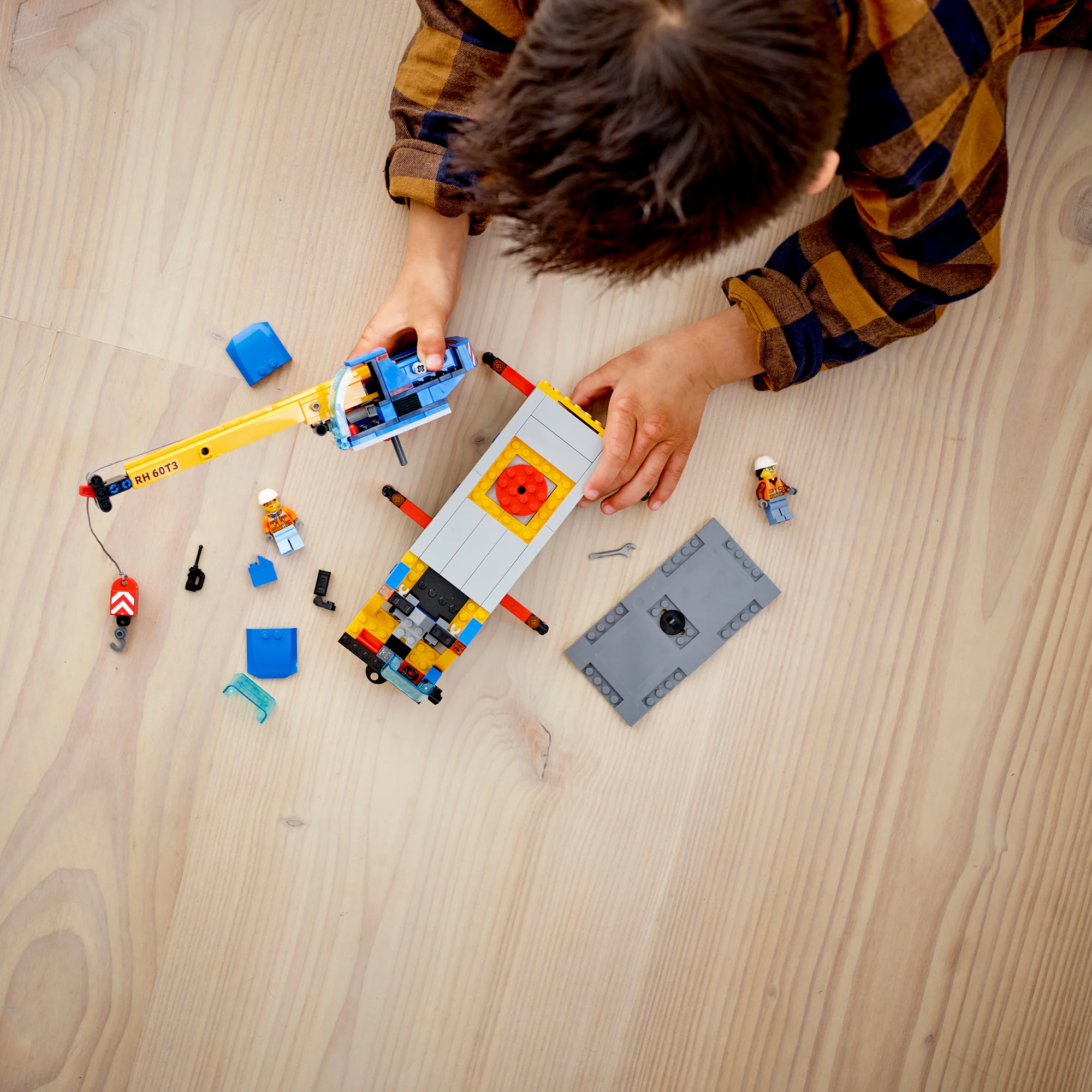LEGO® City Mobile Crane - Image 5