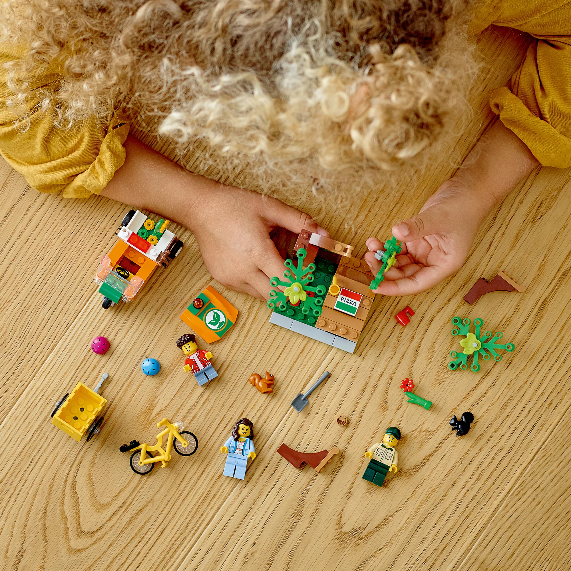 LEGO® City Picnic in the Park - Image 4