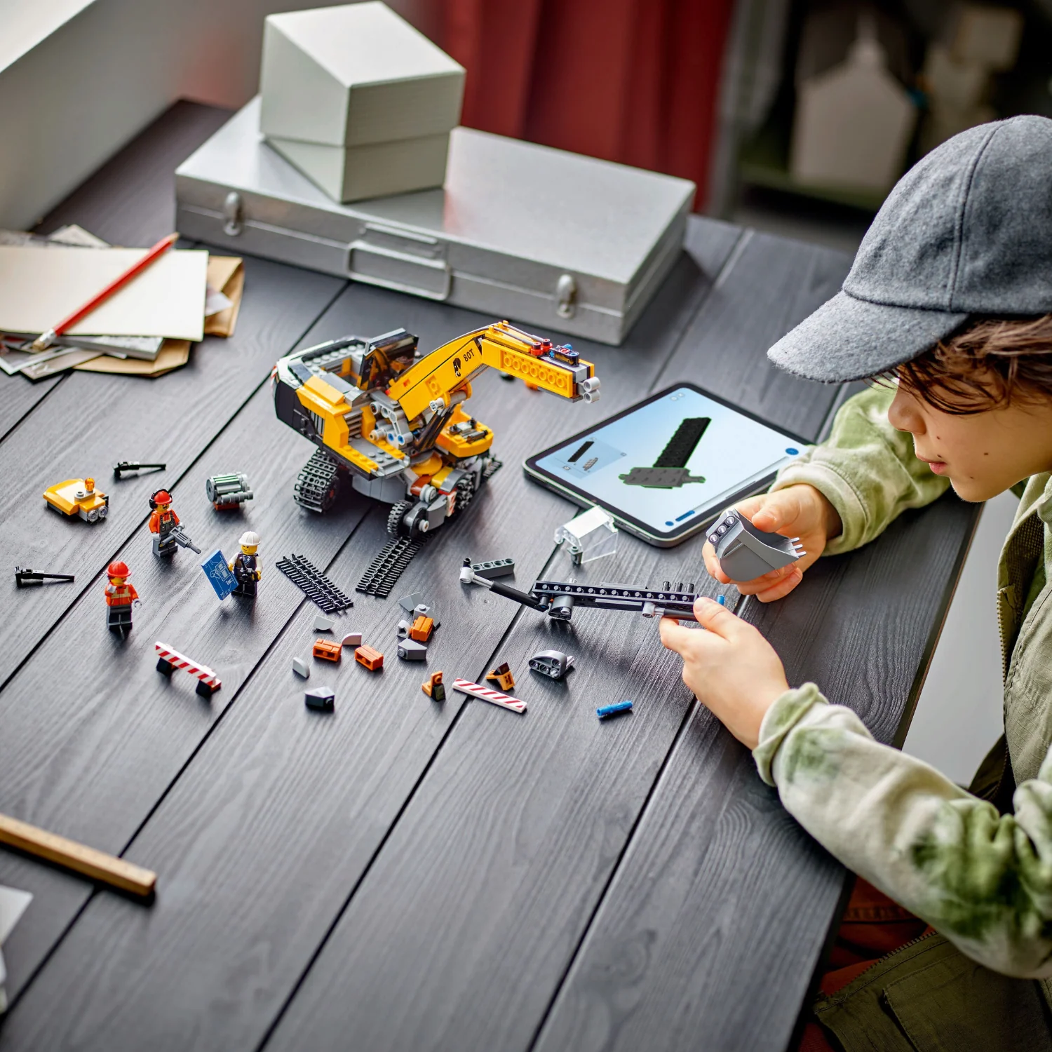 LEGO® City Yellow Construction Excavator - Image 3