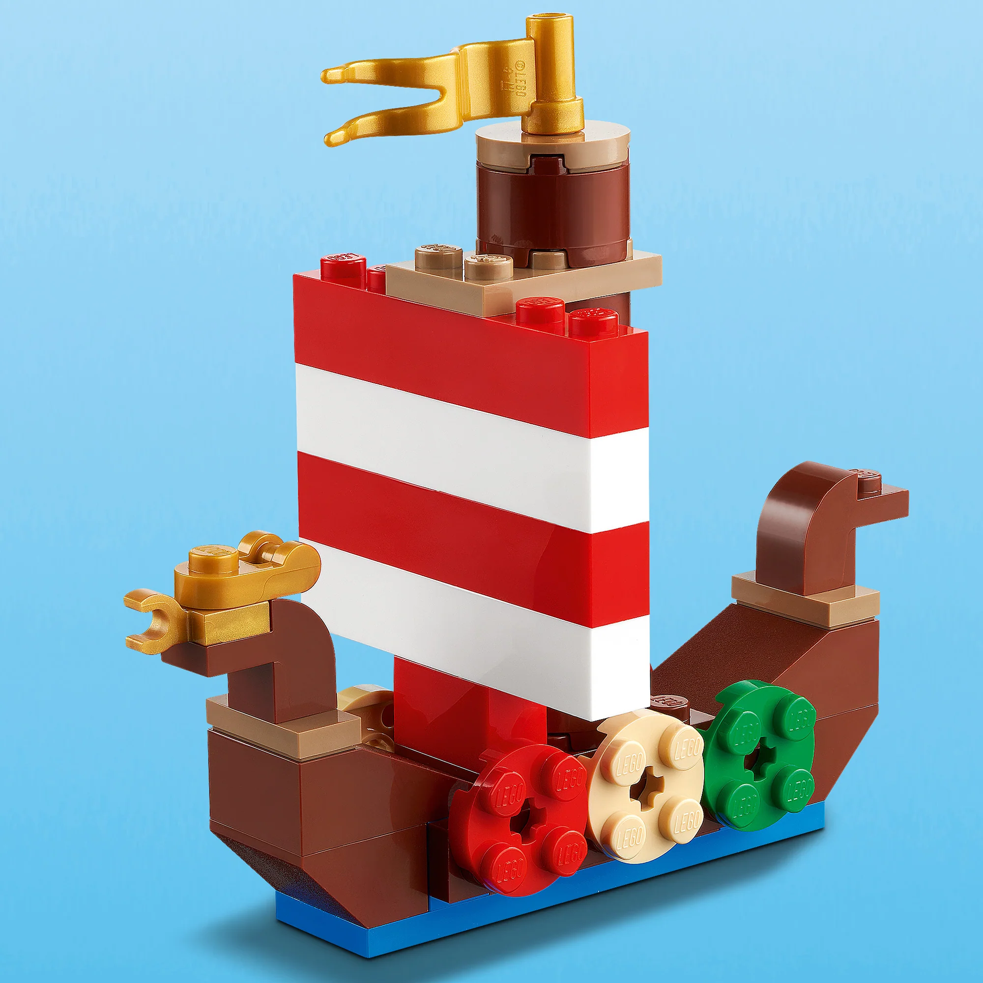 LEGO® Classic Creative Ocean Fun - Image 14