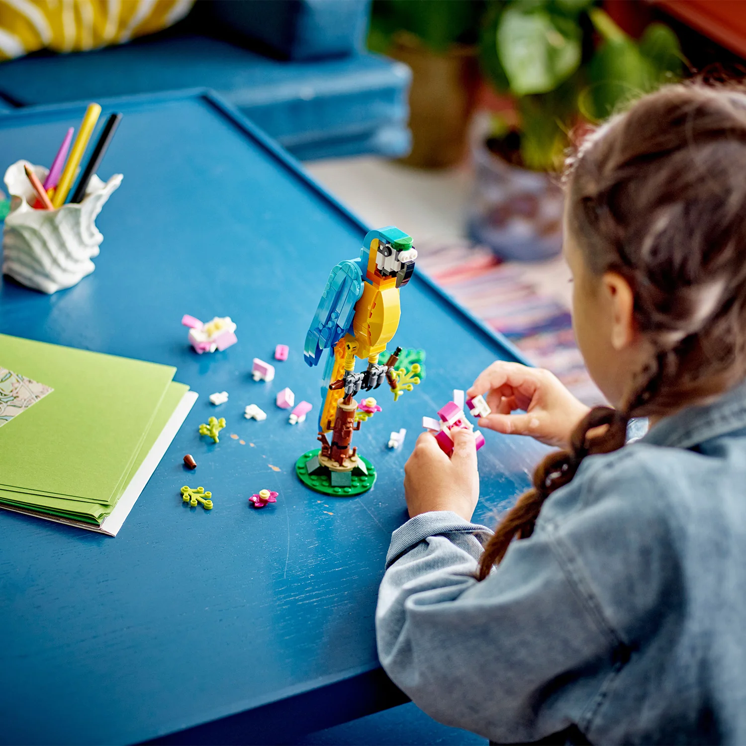 LEGO® Creator 3-in-1 Exotic Parrot - Image 4