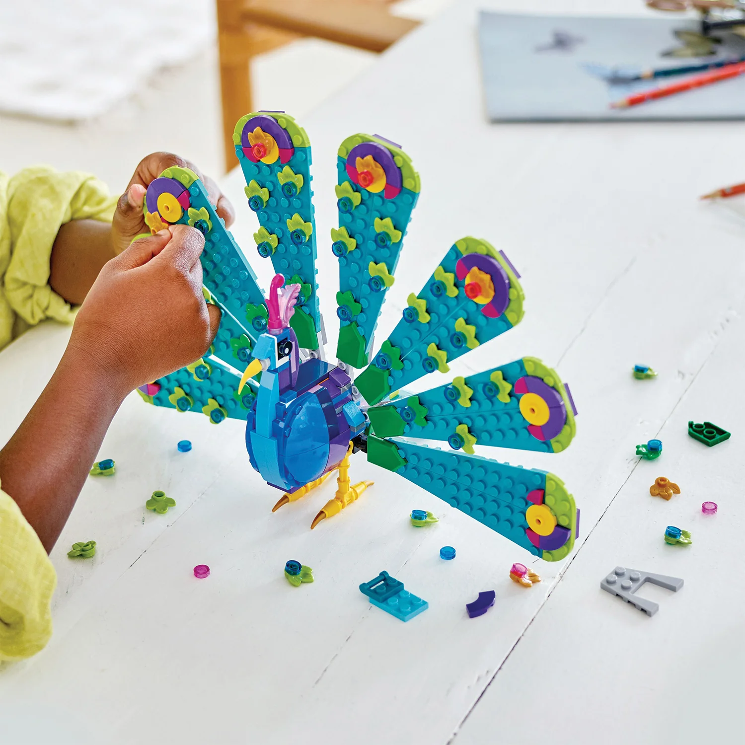 LEGO® Creator 3-in-1 Exotic Peacock - Image 3