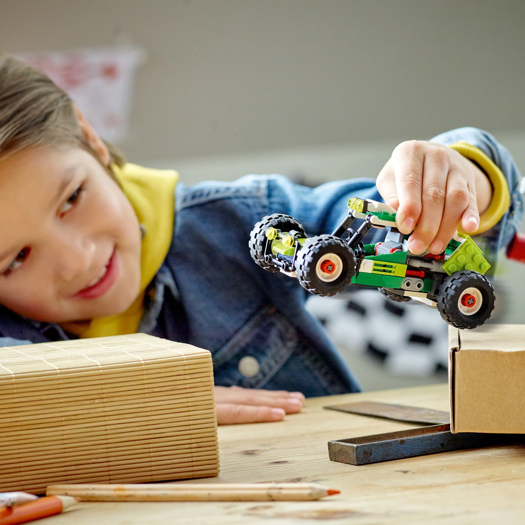 LEGOĀ® Creator 3-in-1 Off-road Buggy - Image 5
