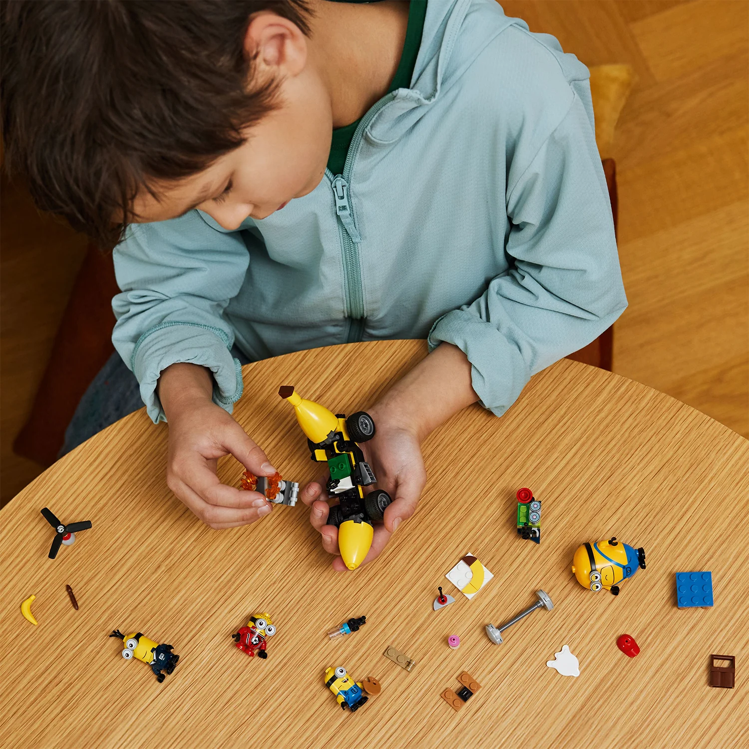 LEGO® Despicable Me 4 Minions and Banana Car - Image 3