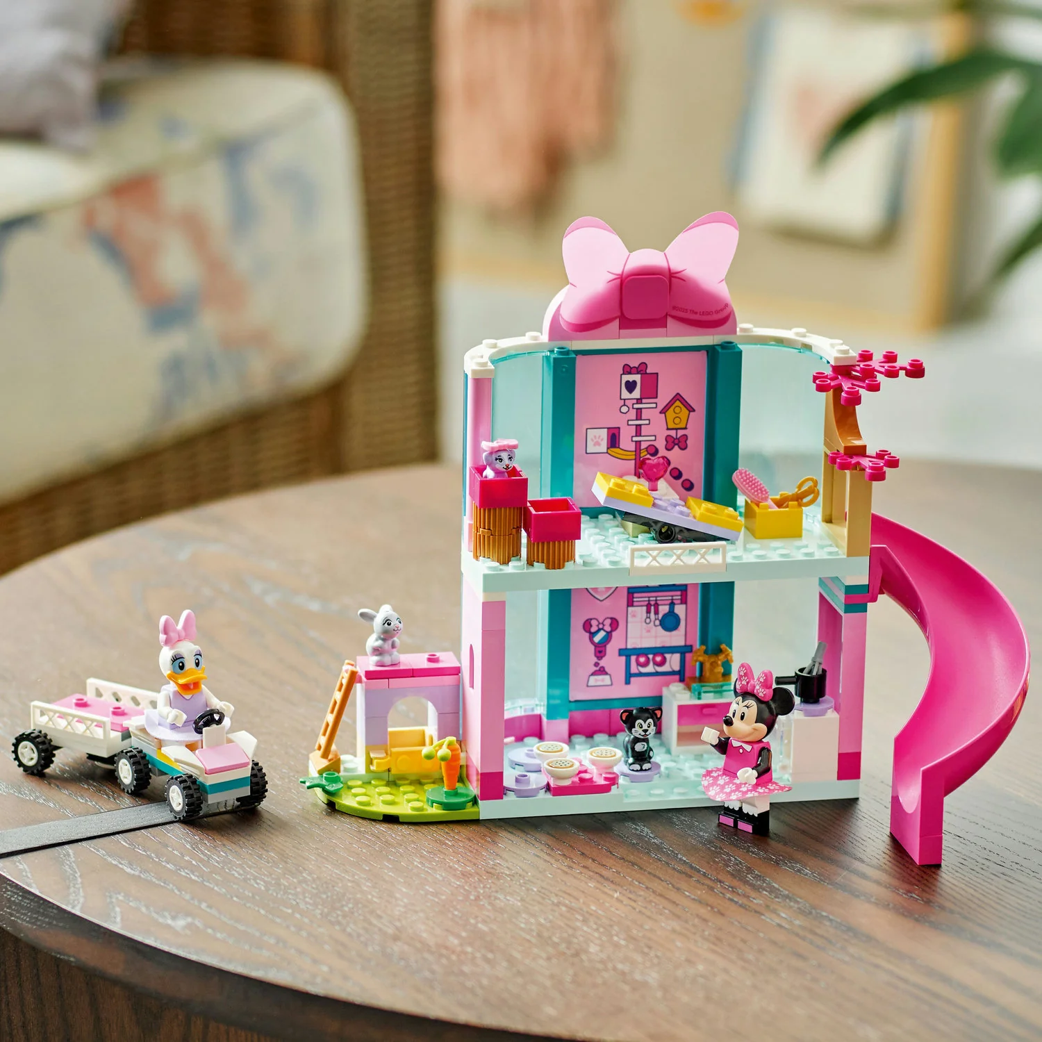 LEGO® Disney™ Mickey & Friends: Minnie's Pet Hotel - Image 5