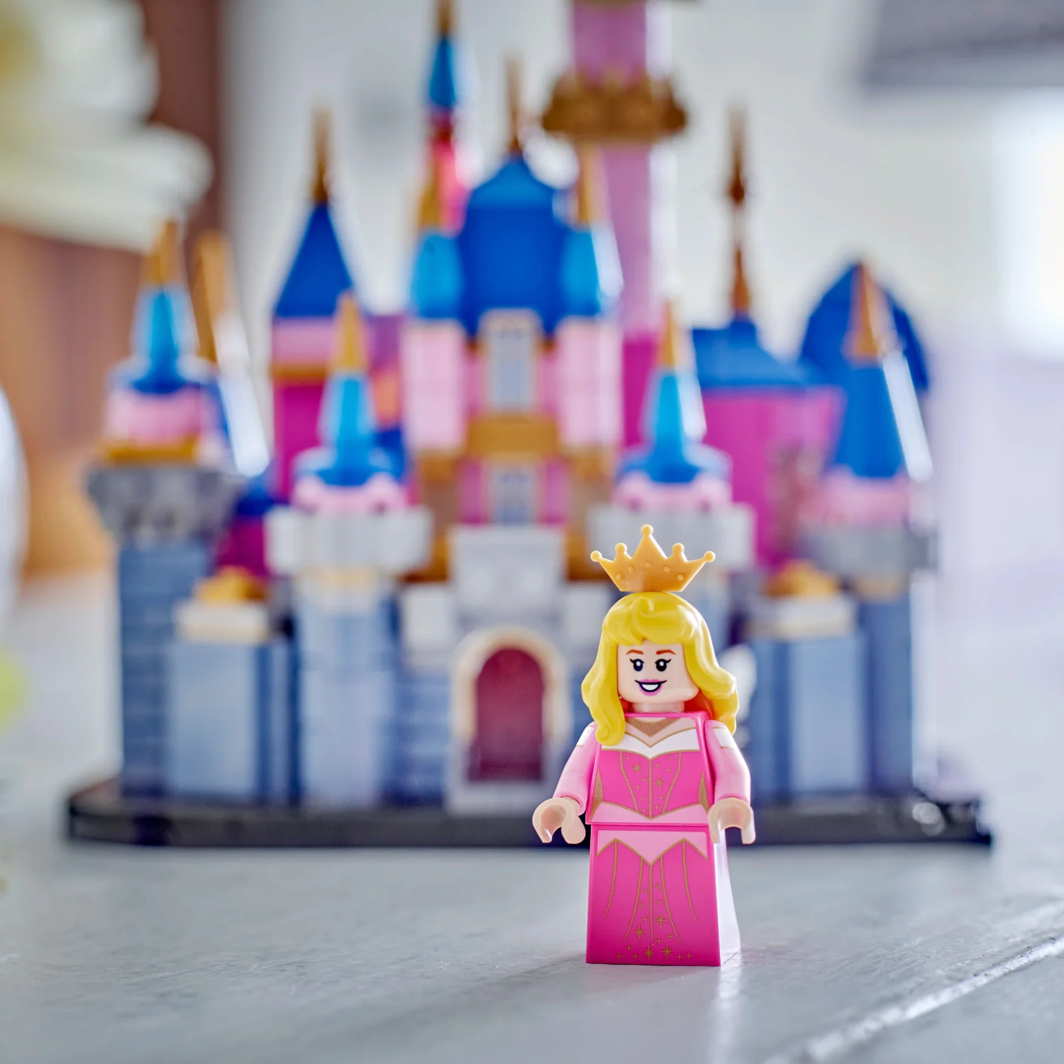 LEGO® Disney™ Mini Disney Sleeping Beauty Castle - Image 4