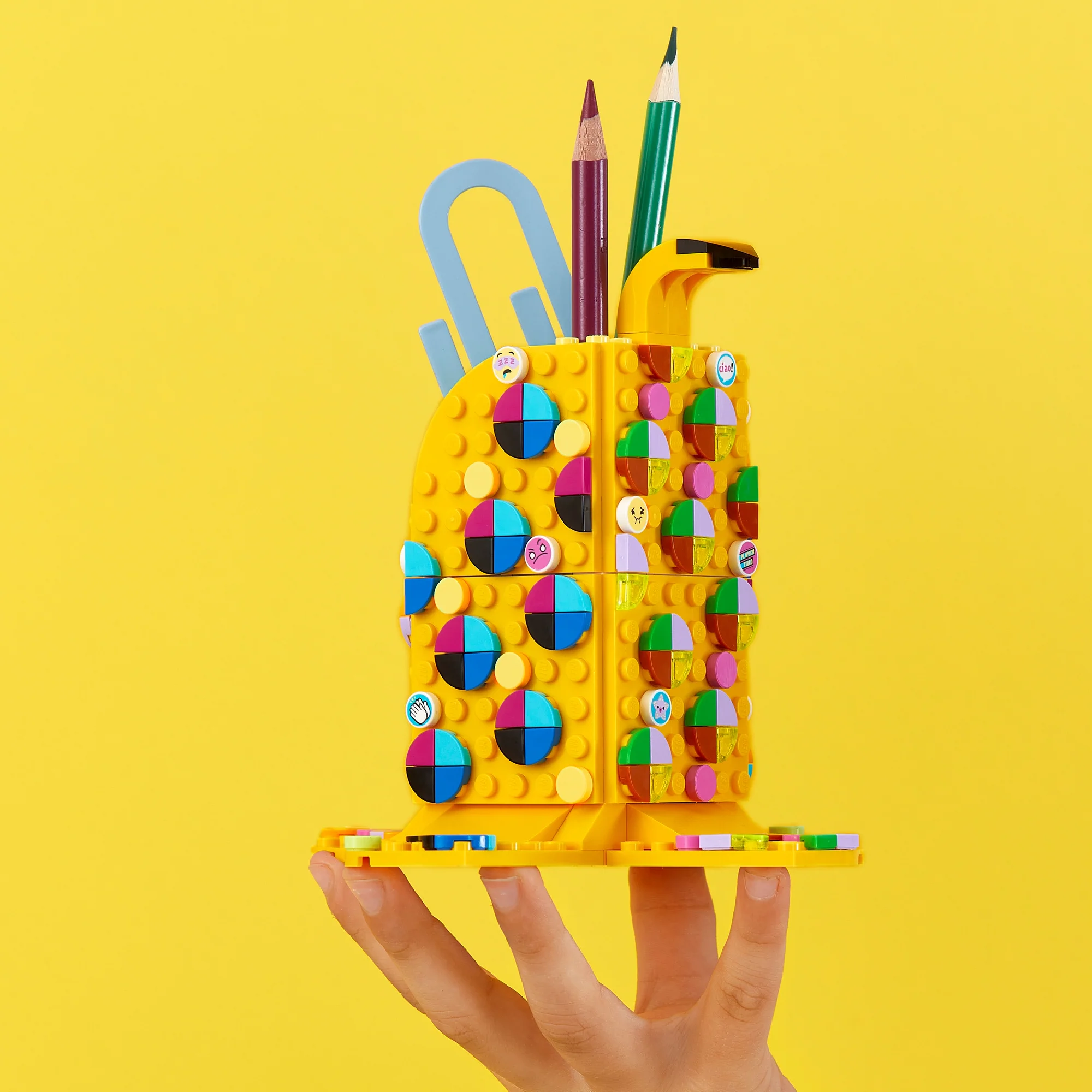 LEGO® DOTS™ Cute Banana Pen Holder - Image 4