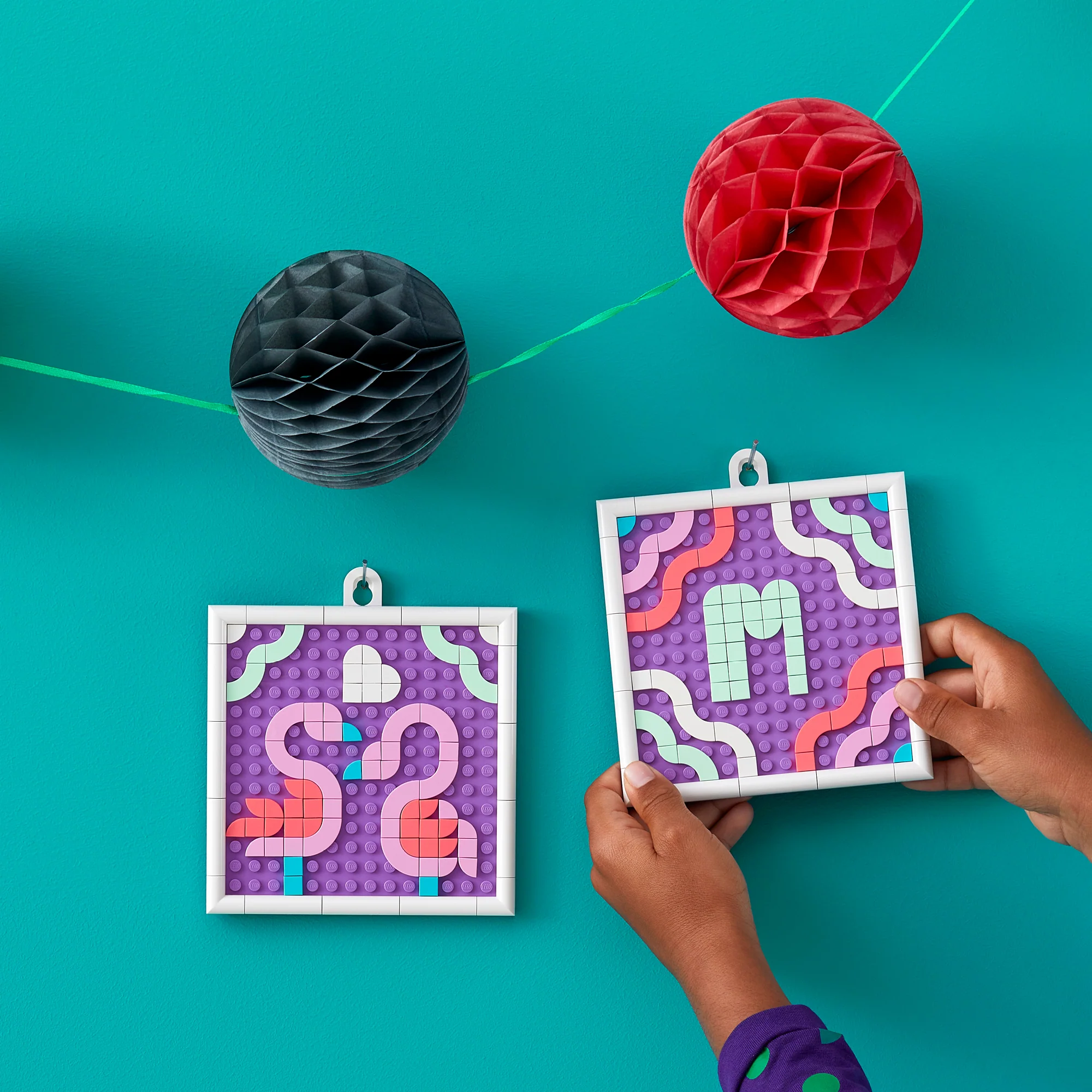 LEGO® DOTS™ Message Board - Image 5