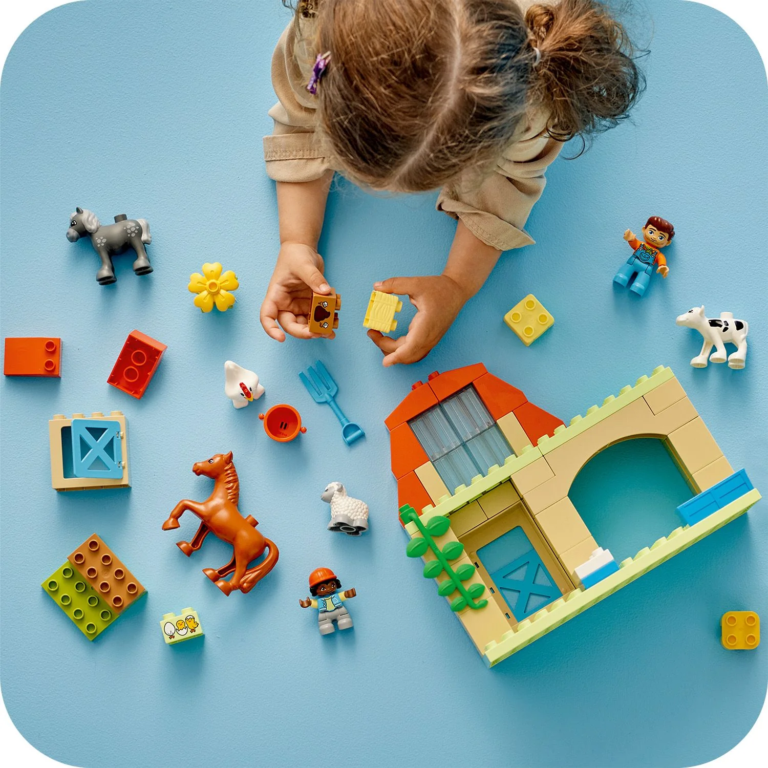 LEGO® DUPLO™ Caring for Animals at the Farm - Image 9