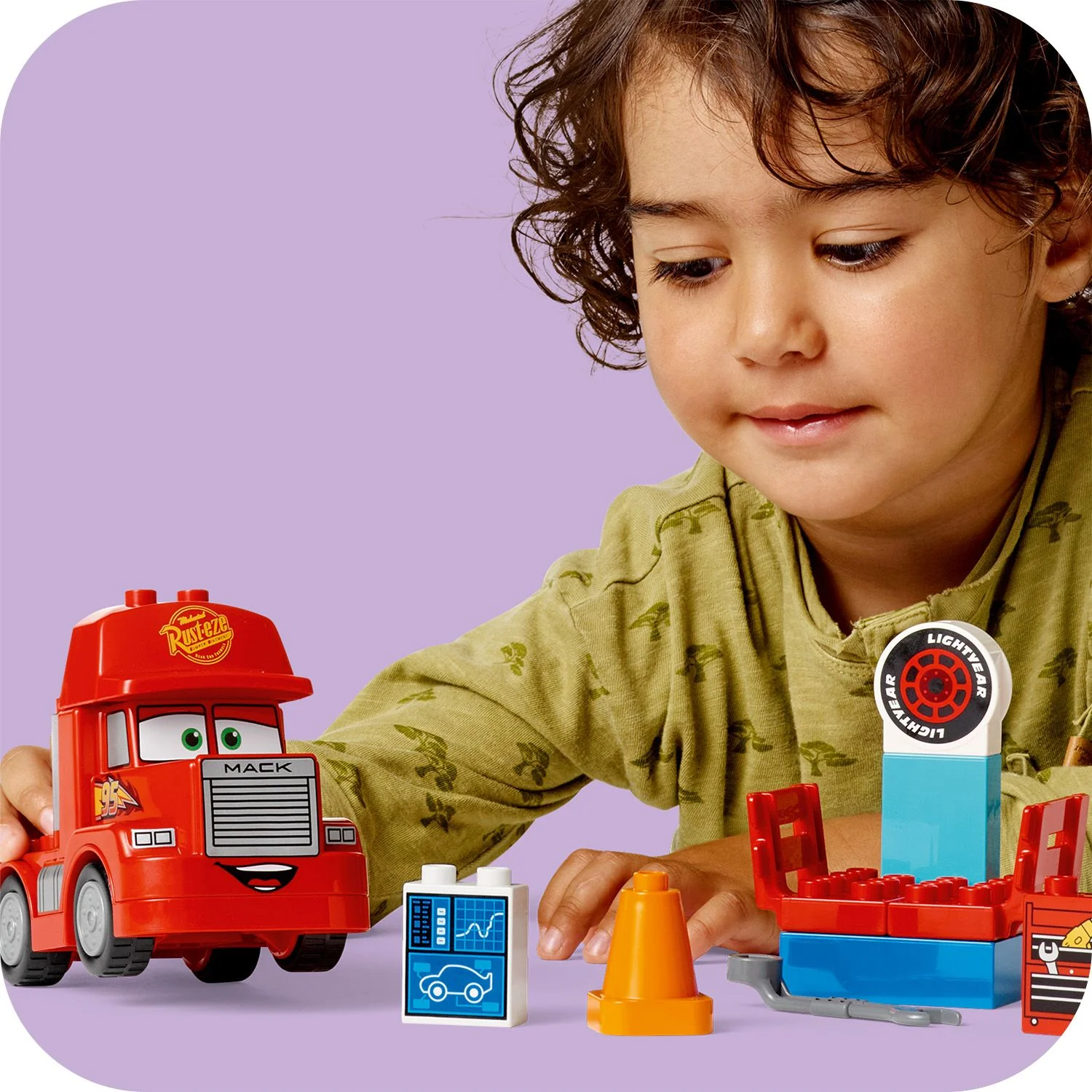 LEGO® DUPLO™ Mack at the Race - Image 7