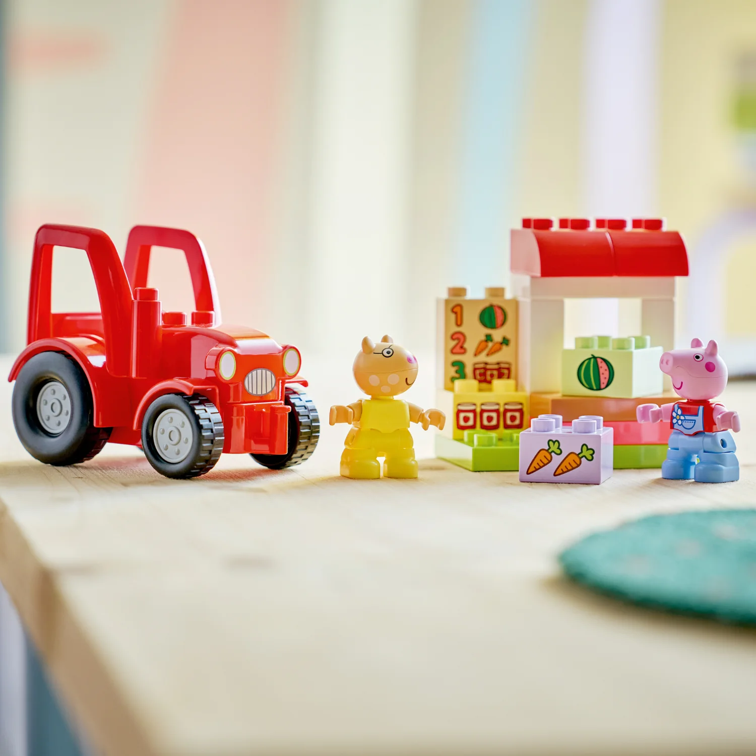 LEGO® DUPLO® Peppa Pig Tractor and Market - Image 5