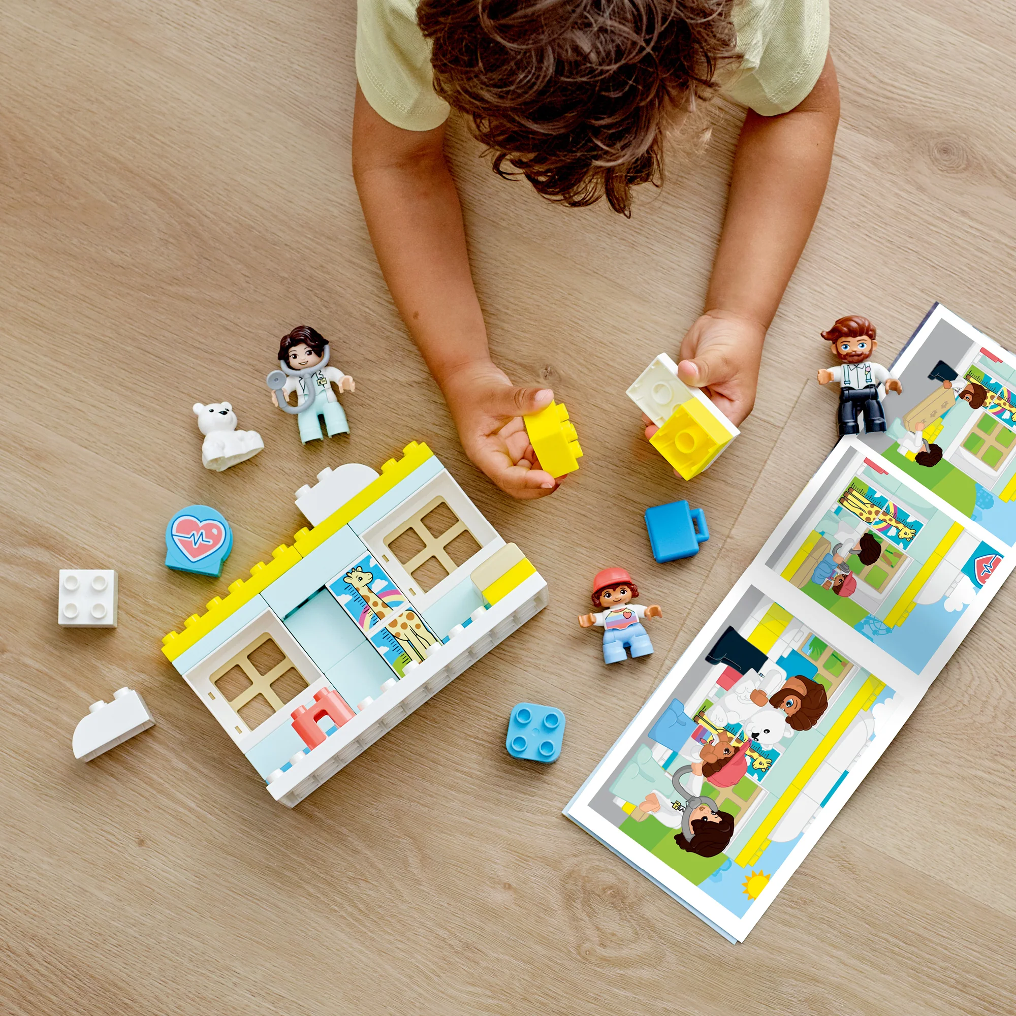 LEGO® DUPLO™ Rescue Doctor Visit - Image 5