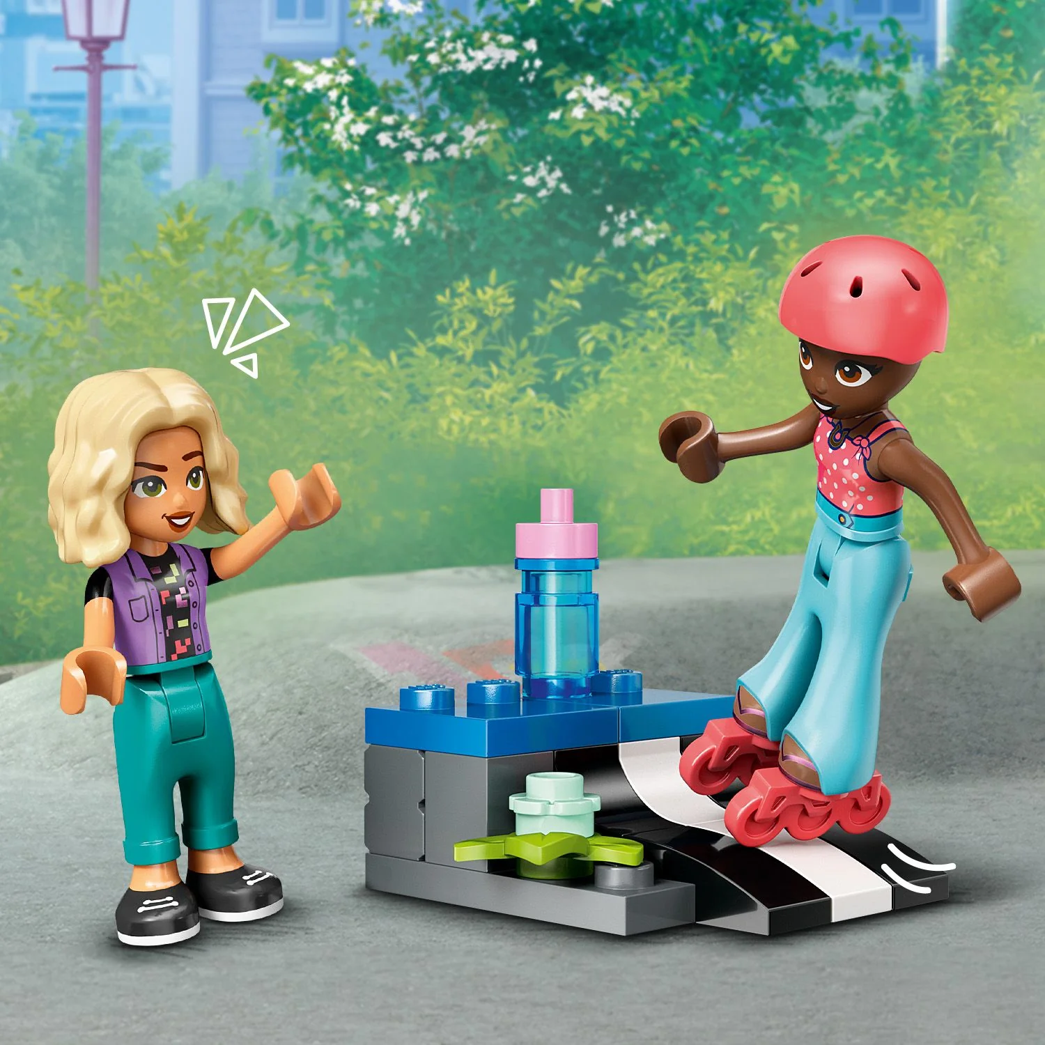 LEGO® Friends™ Hair Salon and Accessories Store - Image 6