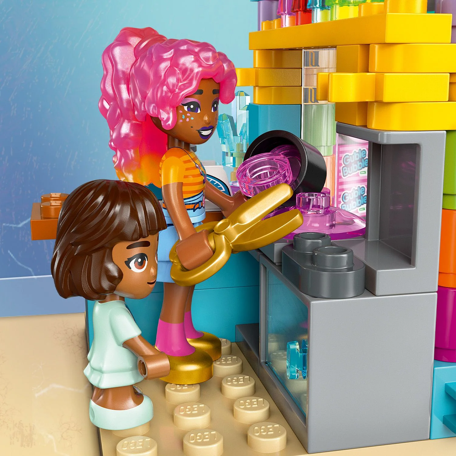 LEGO® Friends™ Heartlake City Candy Store - Image 10