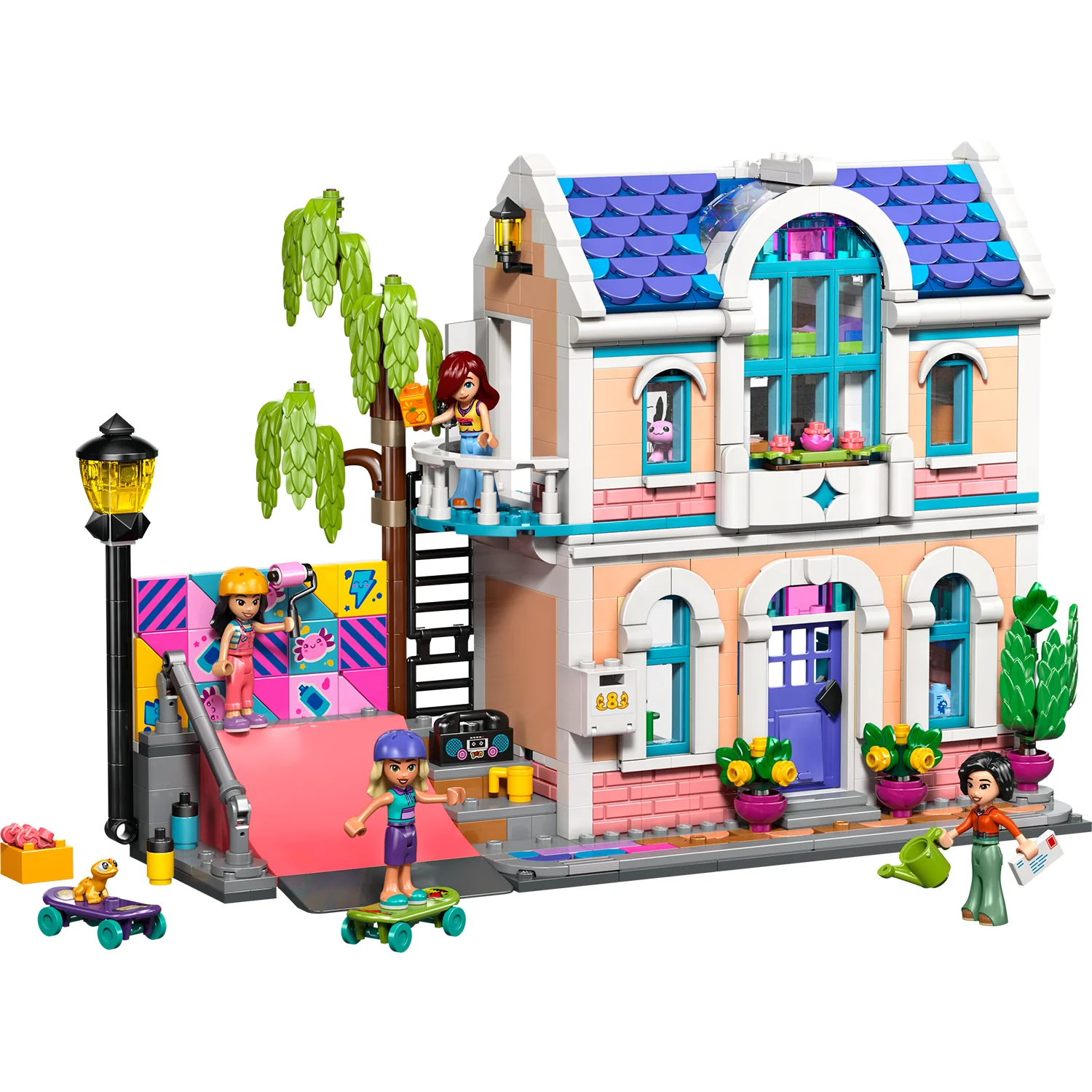 LEGO® Friends Liann’s Family House - Image 2