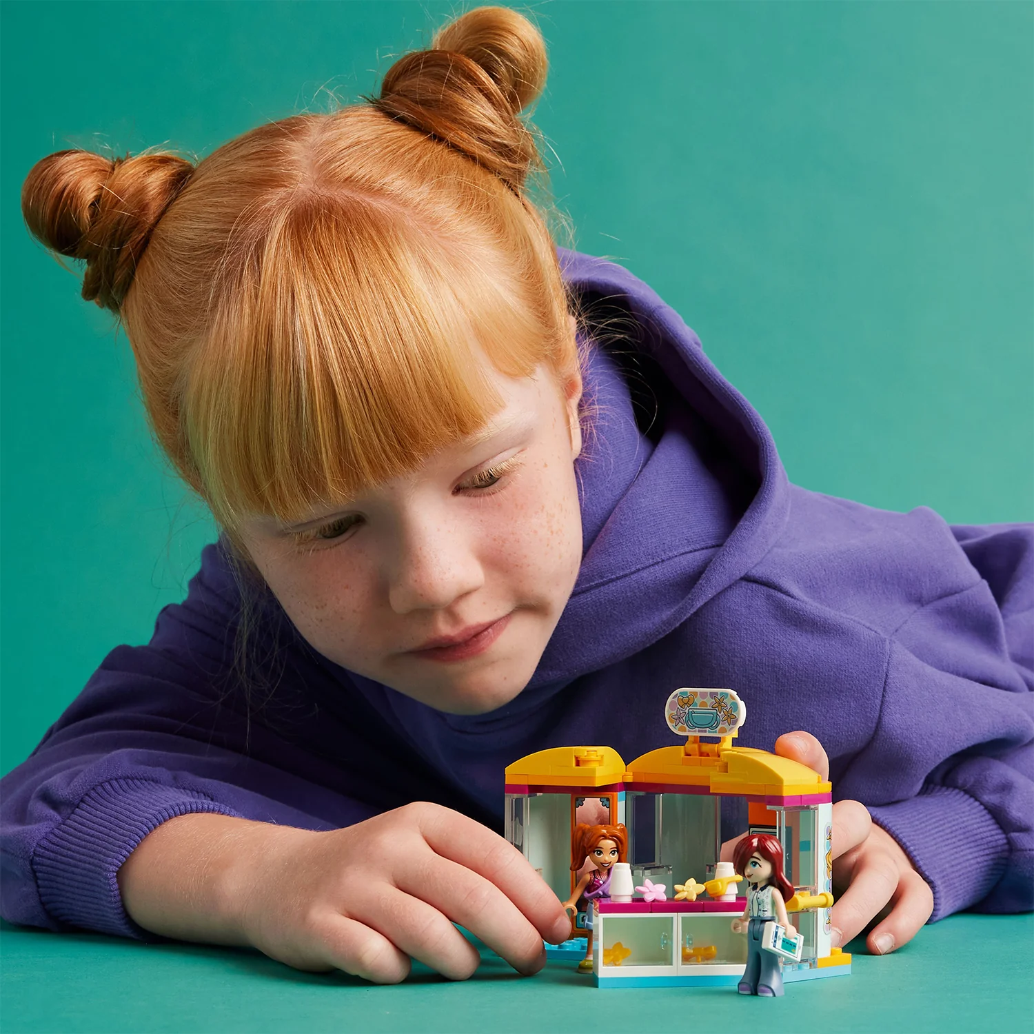 LEGO® Friends™ Tiny Accessories Store - Image 4