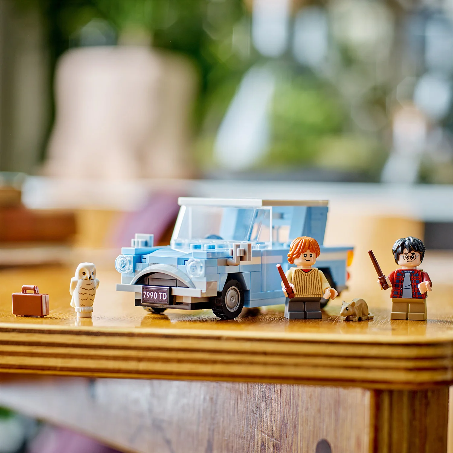 LEGO® Harry Potter™ Flying Ford Anglia™ - Image 4
