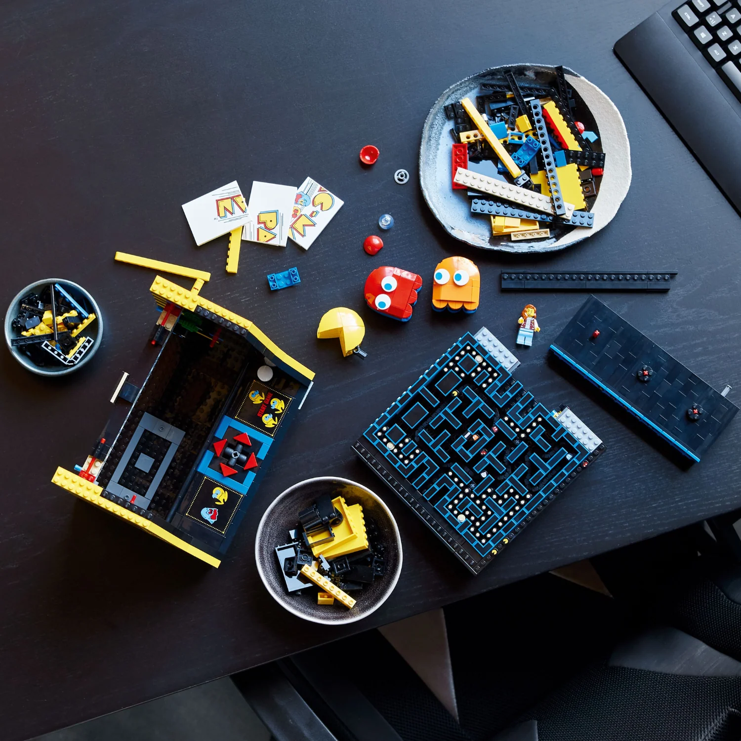 LEGO® ICONS™ PAC-MAN Arcade - Image 3