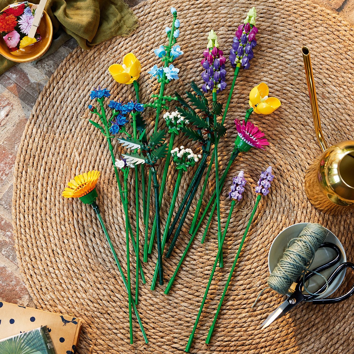 LEGO® ICONS™ Wildflower Bouquet - Image 13