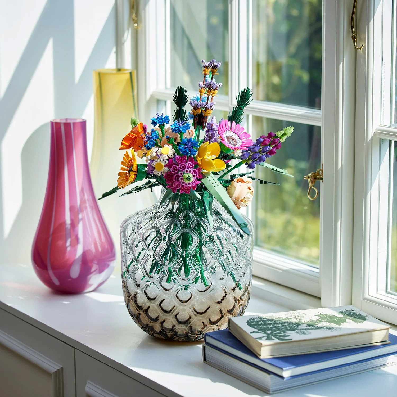 LEGO® ICONS™ Wildflower Bouquet - Image 3