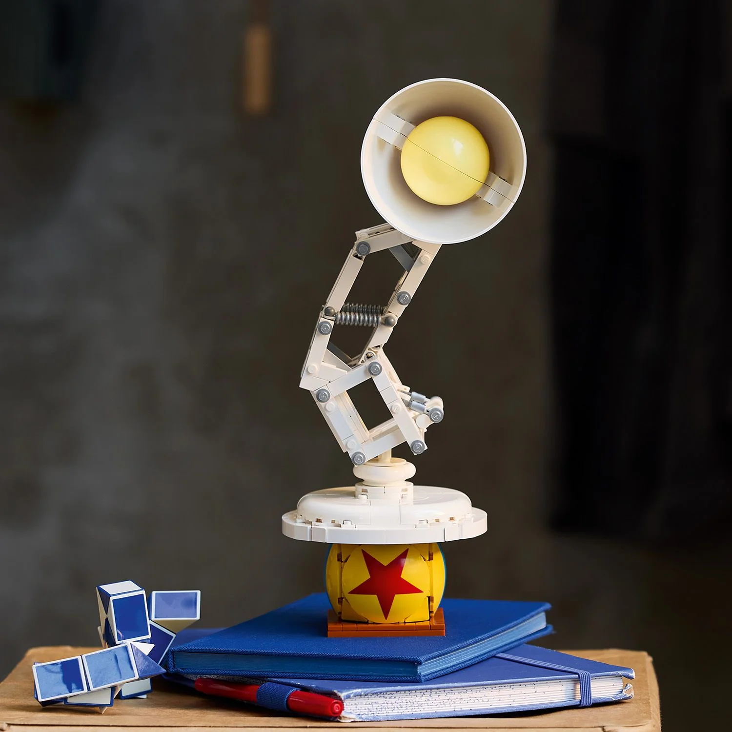 LEGO® Ideas | Disney Pixar Luxo Jr. - Image 9