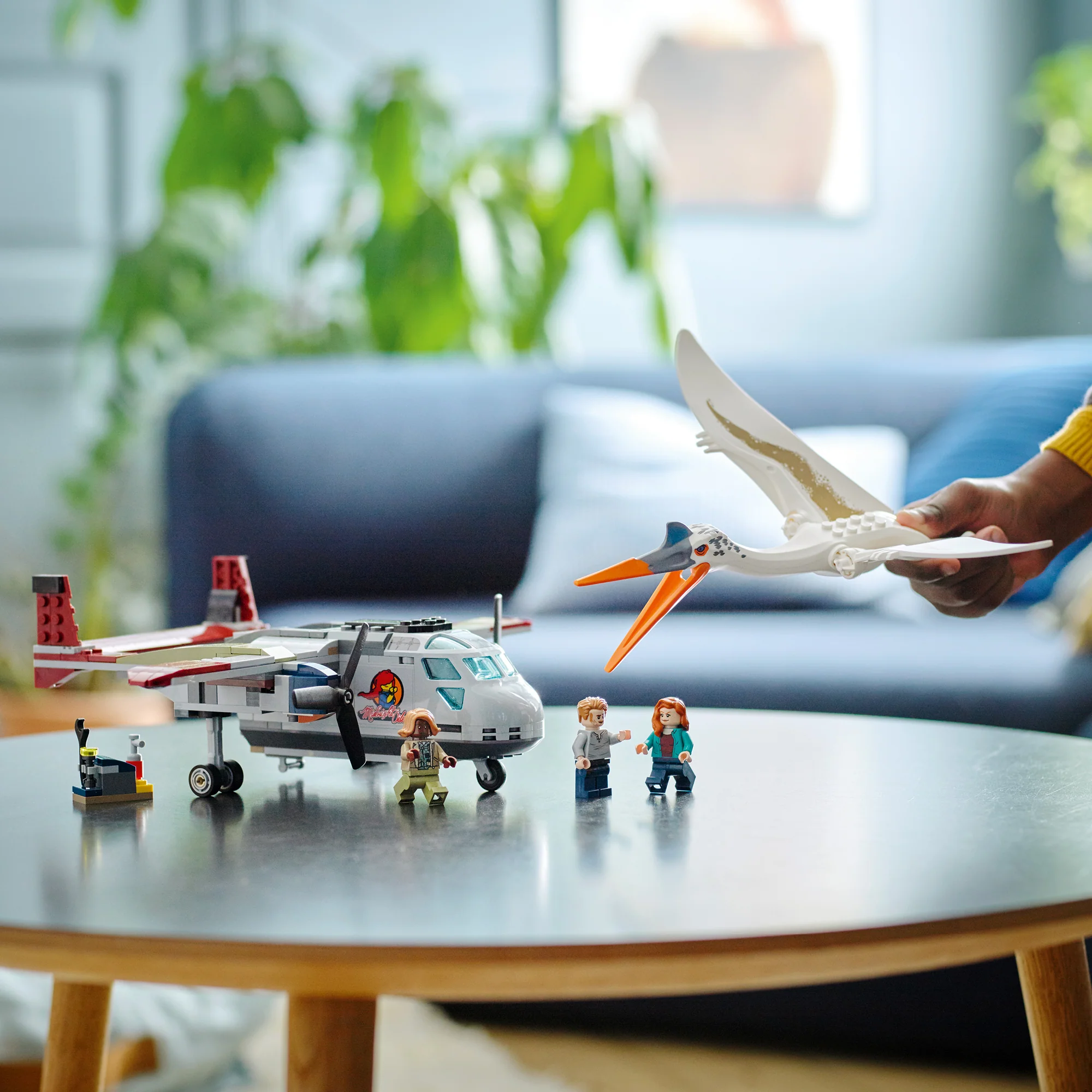 LEGO® Jurassic World Quetzalcoatlus Plane Ambush - Image 6