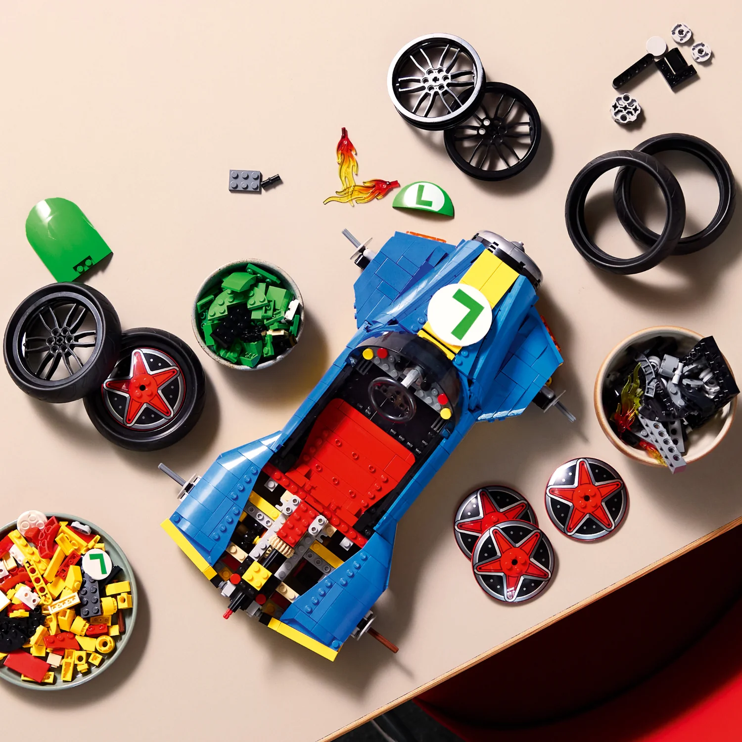 LEGO® Mario Kart™ – Luigi & Mach 8 - Image 3