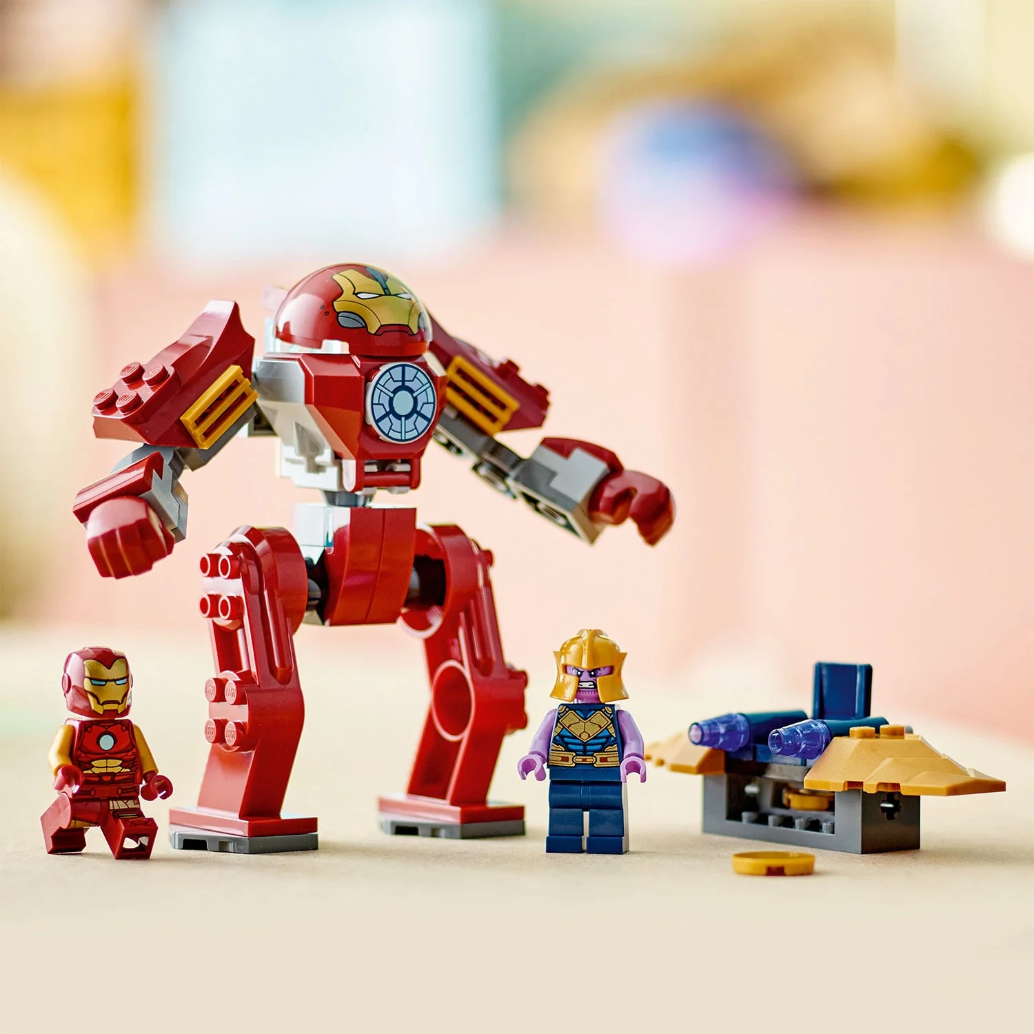 LEGO® Marvel Iron Man Hulkbuster vs. Thanos - Image 3