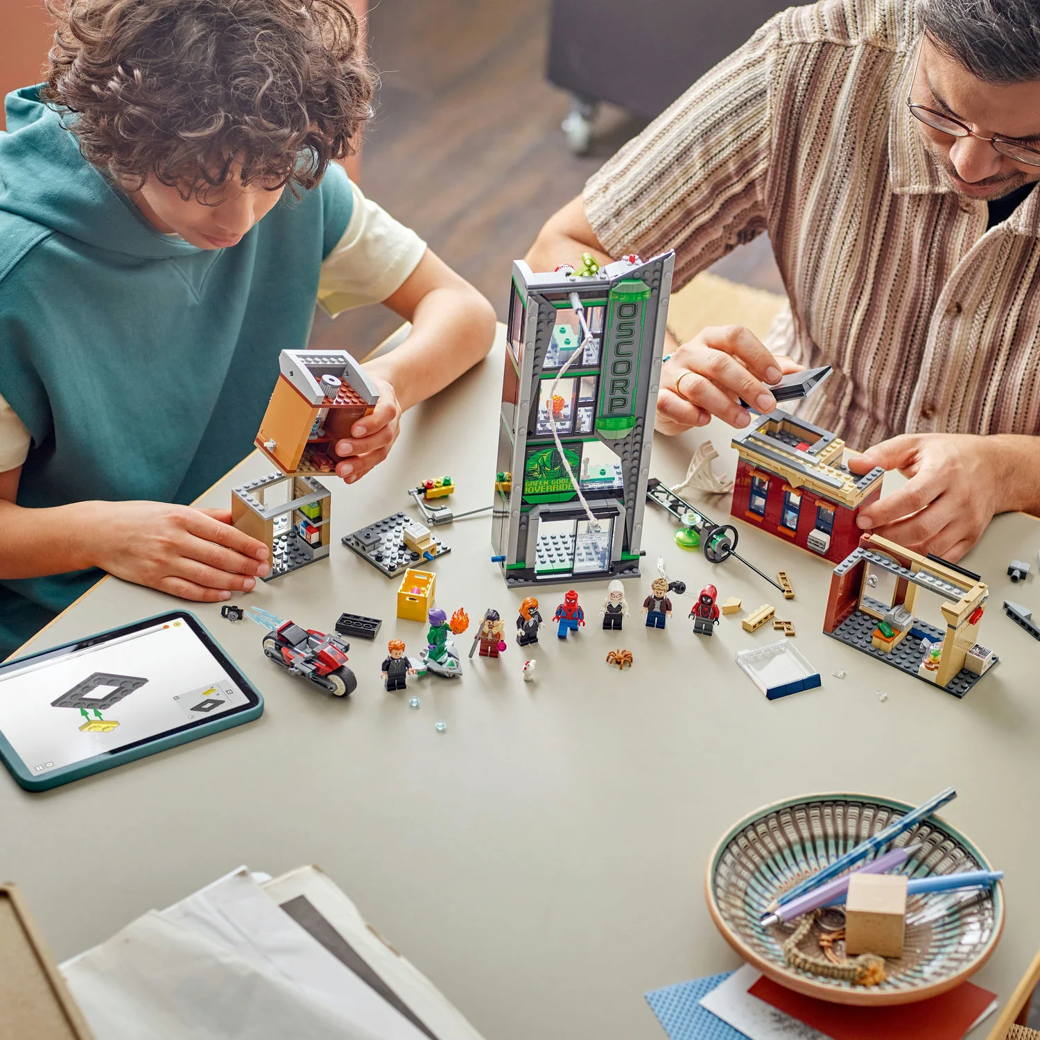 LEGO® Marvel Spider-Man vs. Oscorp - Image 5