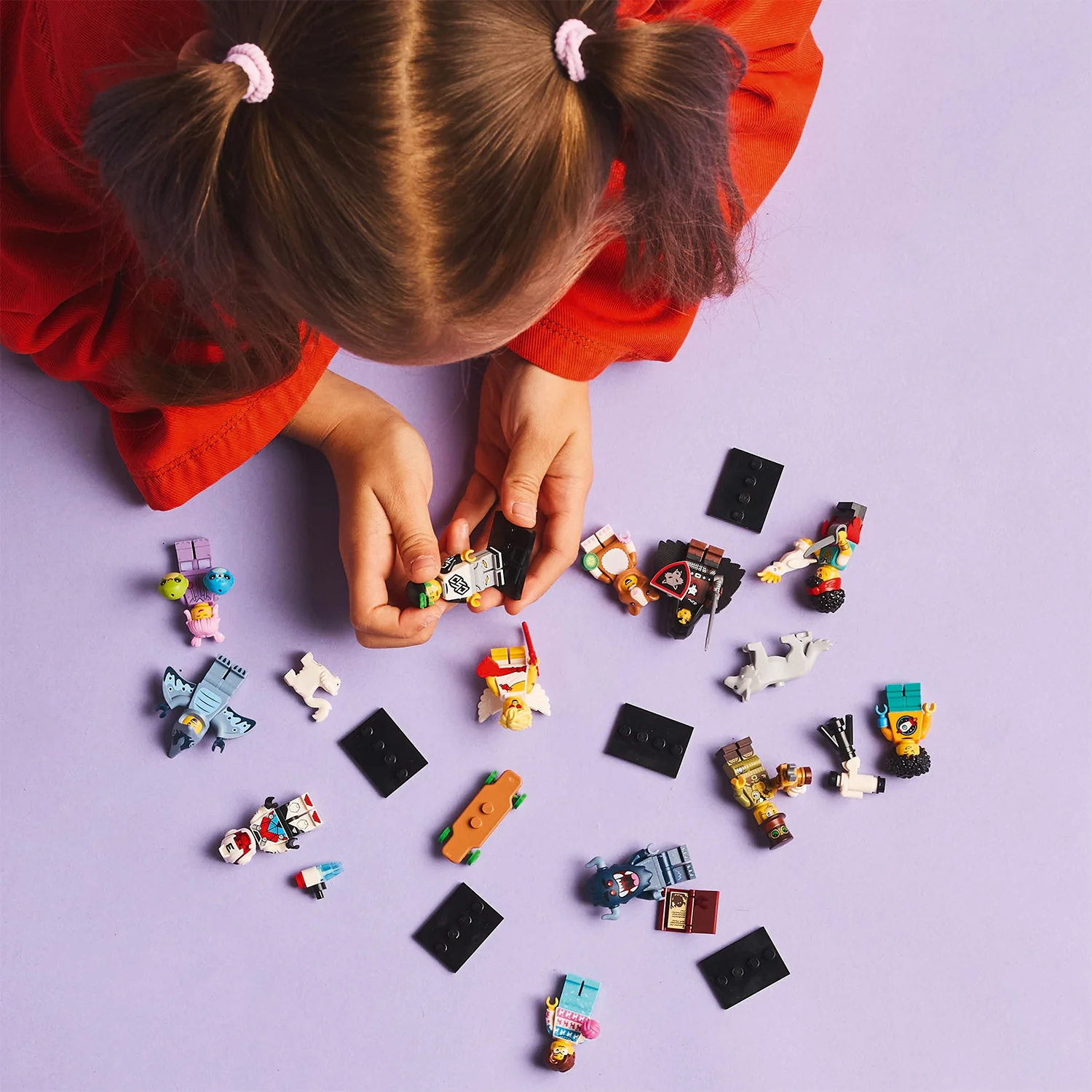 LEGO® Minifigures Series 27 - Image 4