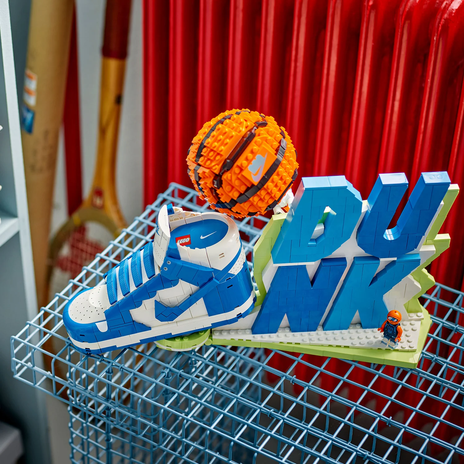 LEGO® Nike Dunk - Image 6