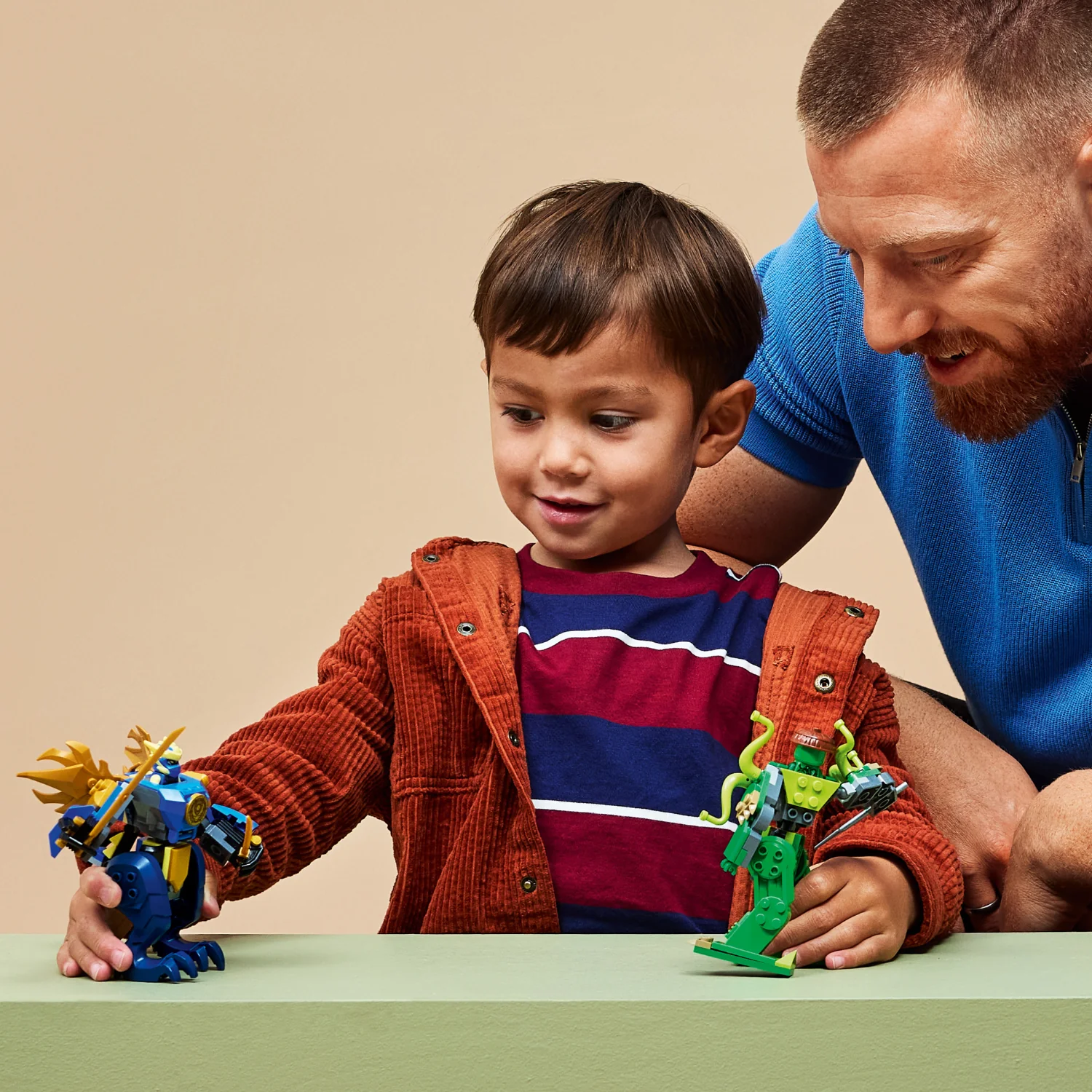 LEGO® NINJAGO® Jay’s Dragon Mech Fight - Image 4