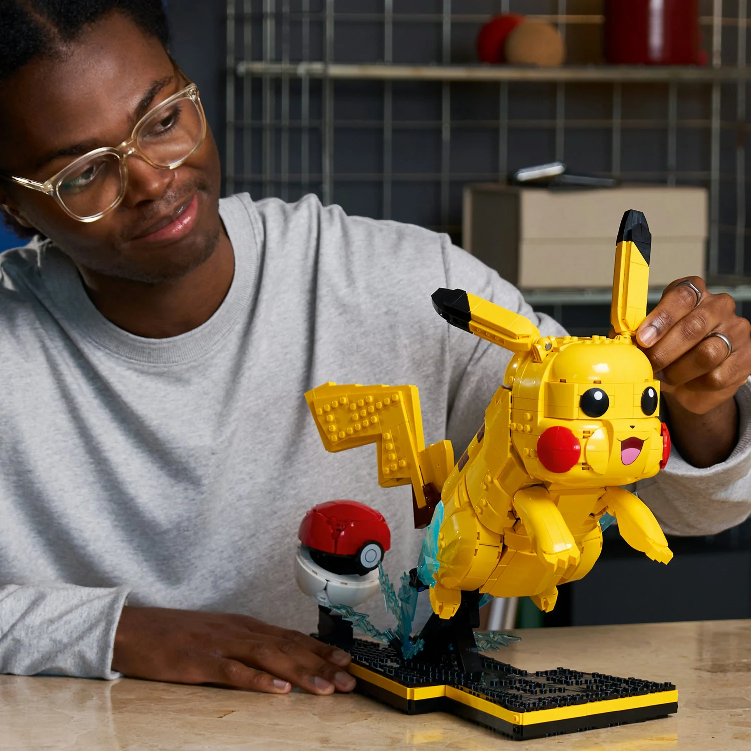 LEGO® Pokémon™ Pikachu and Poké Ball - Image 3