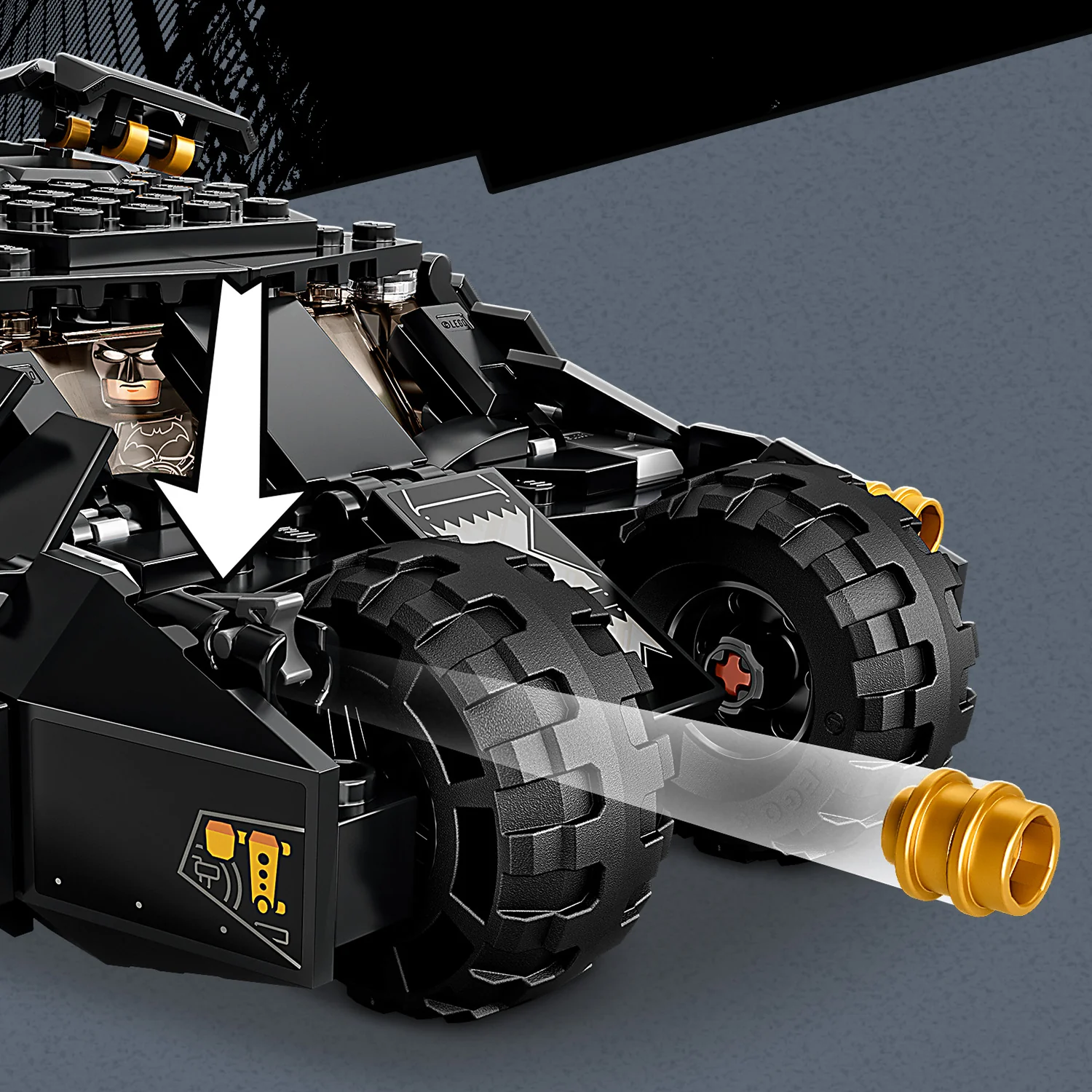 LEGO® DC Batman™ Batmobile™ Tumbler: Scarecrow™ Showdown - Image 6