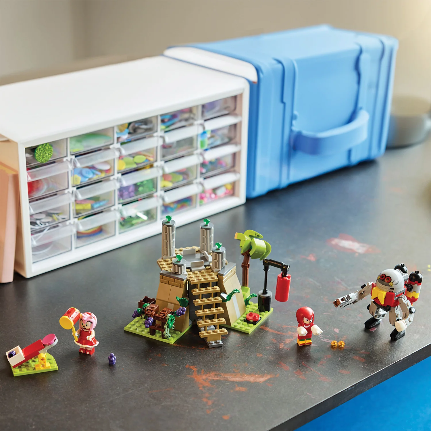 LEGO® Sonic the Hedgehog™ Knuckles and the Master Emerald Shrine - Image 5